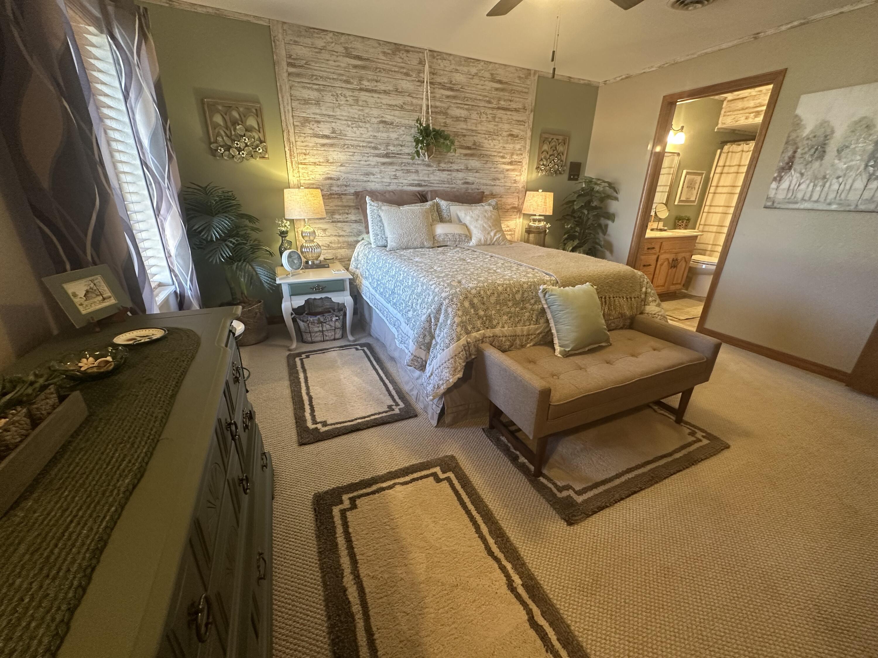 150 Wilshire Drive Property Photo 12