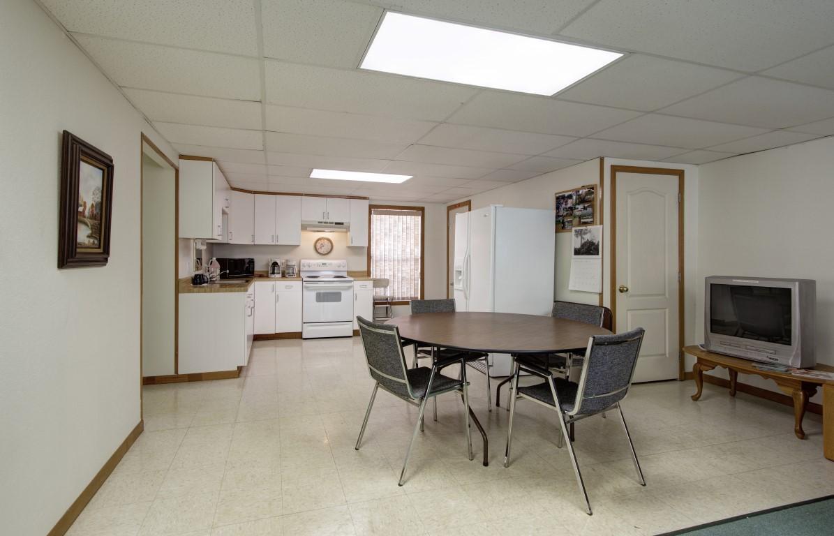150 Wilshire Drive Property Photo 33