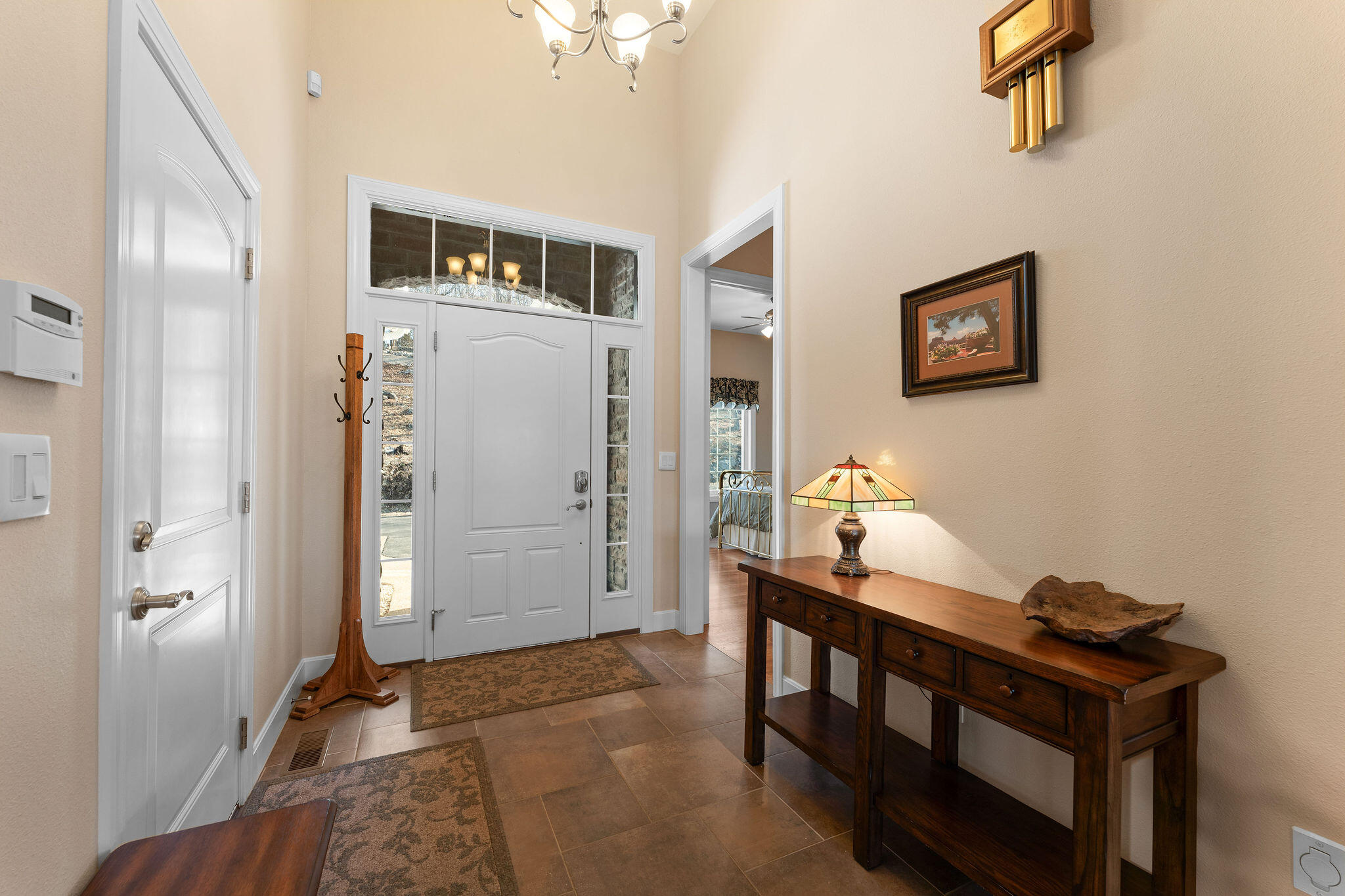 150 Sherwood Forest Lane Property Photo 6