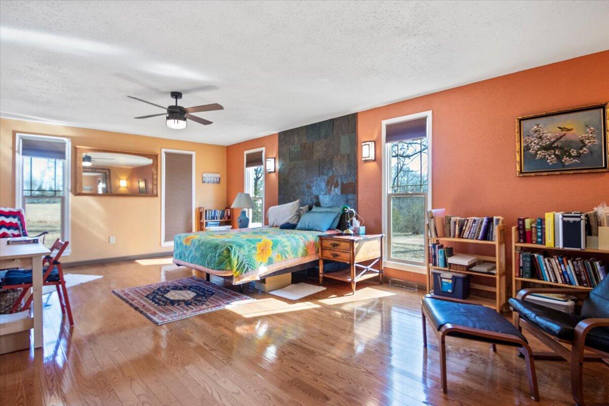 42872 Us Highway 160 Property Photo 25