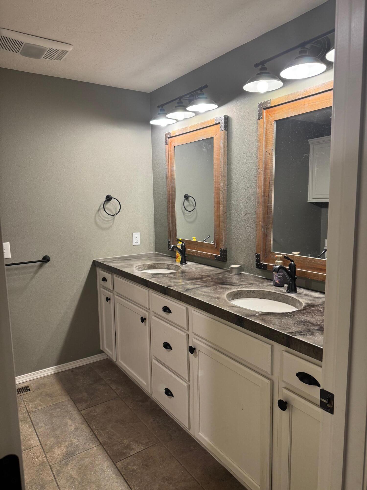 2652 Crumpley Drive Property Photo 47