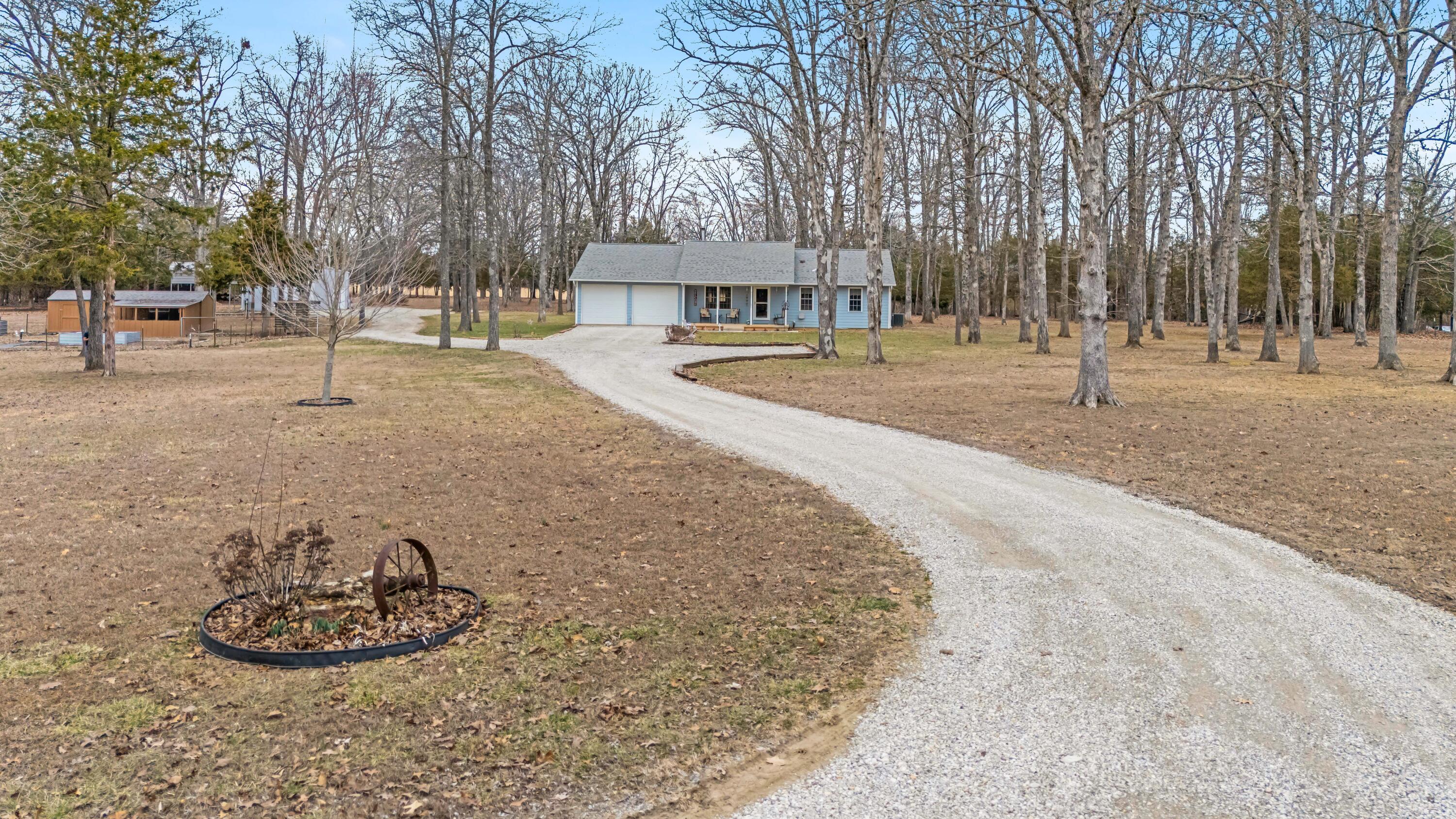 3667 Private Road 6921 Property Photo 1
