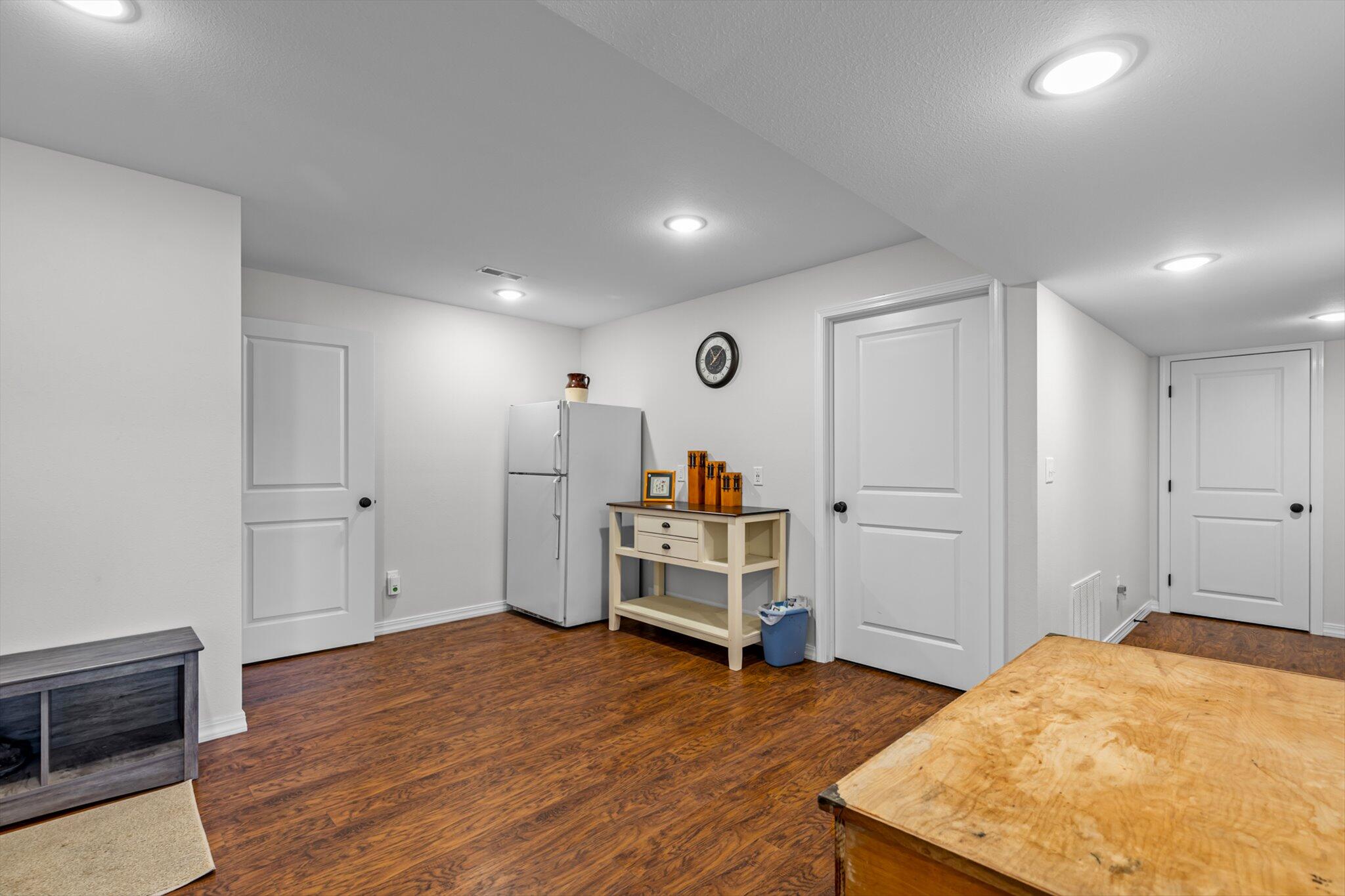 15221 Cleveland Road Property Photo 29