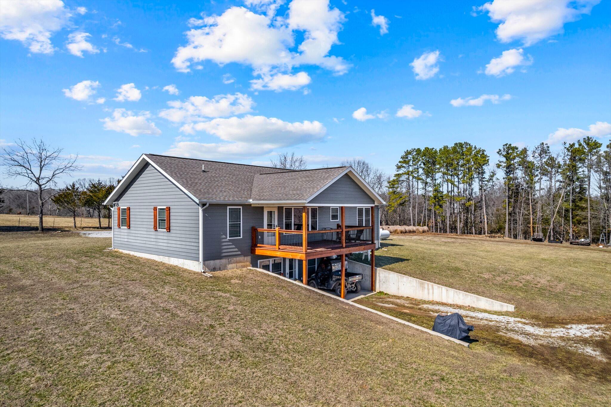 15221 Cleveland Road Property Photo 3