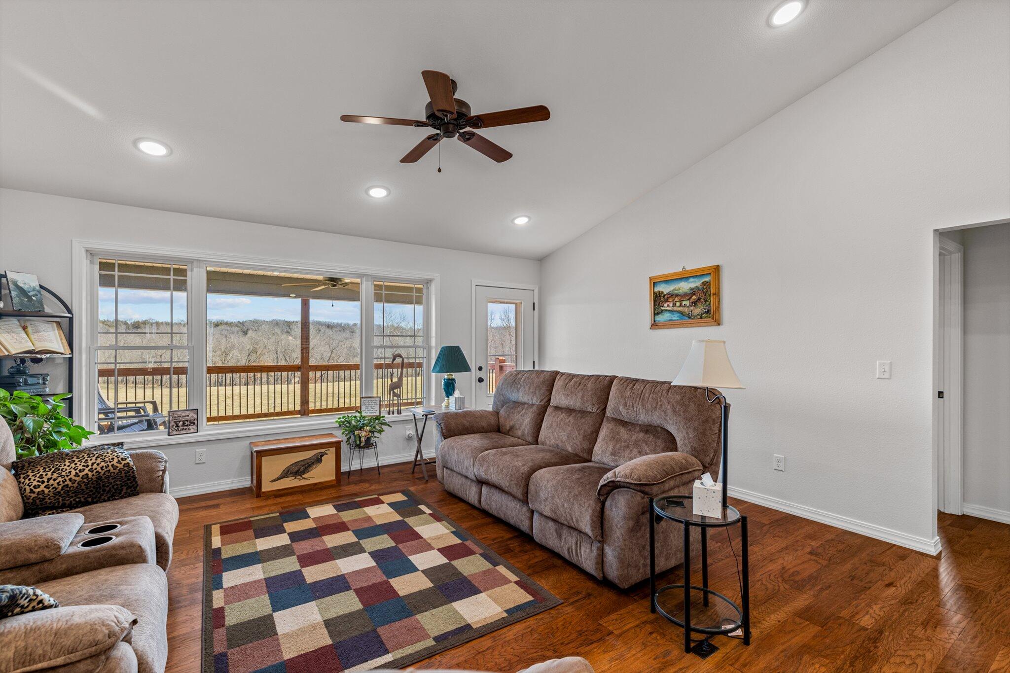 15221 Cleveland Road Property Photo 17
