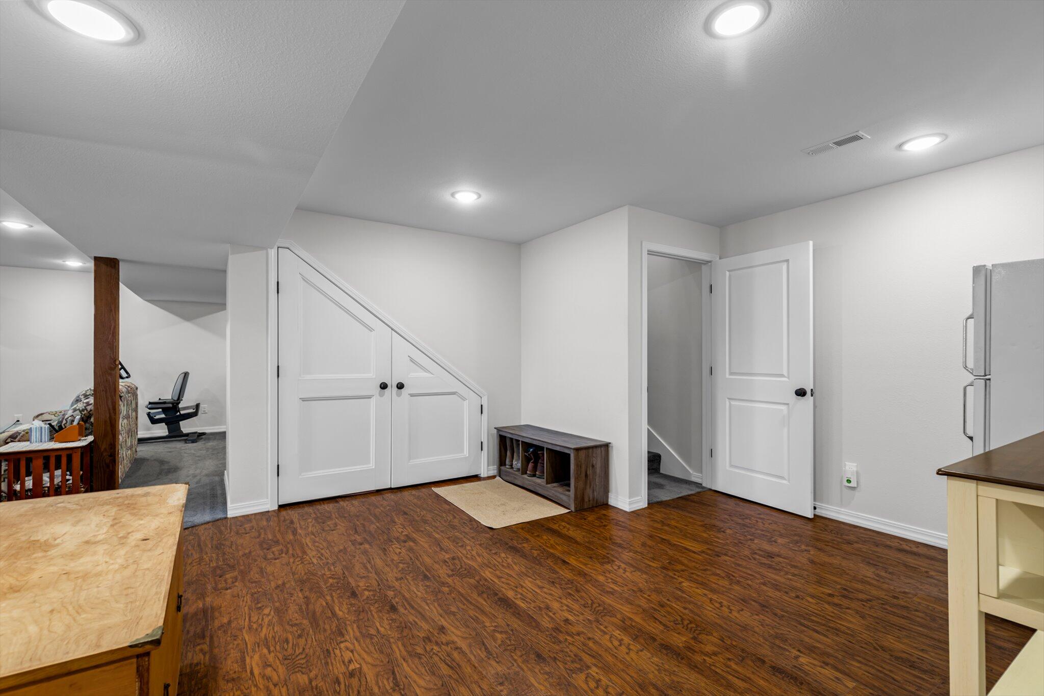 15221 Cleveland Road Property Photo 34