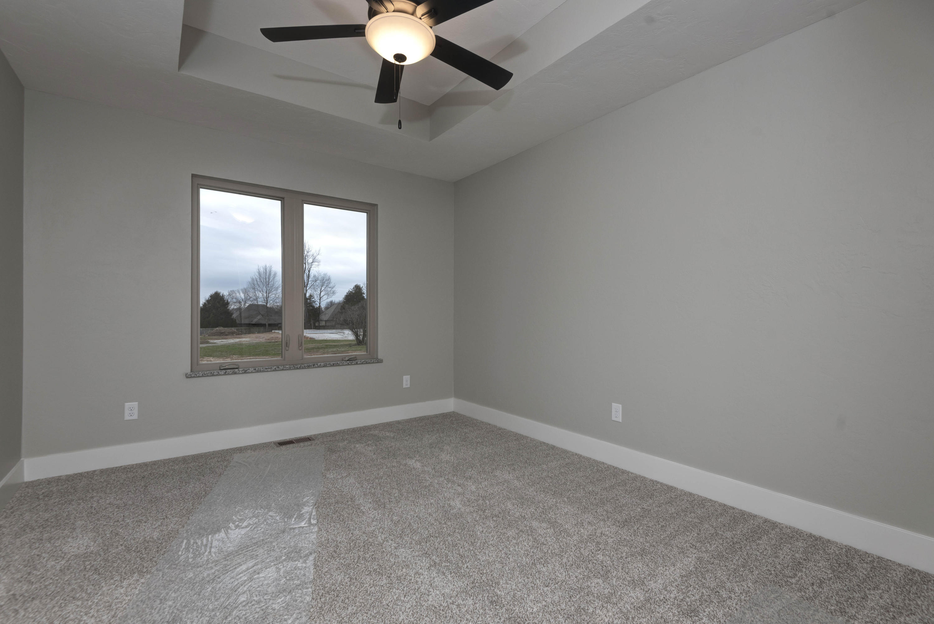 2422 East Swallow Street Property Photo 42