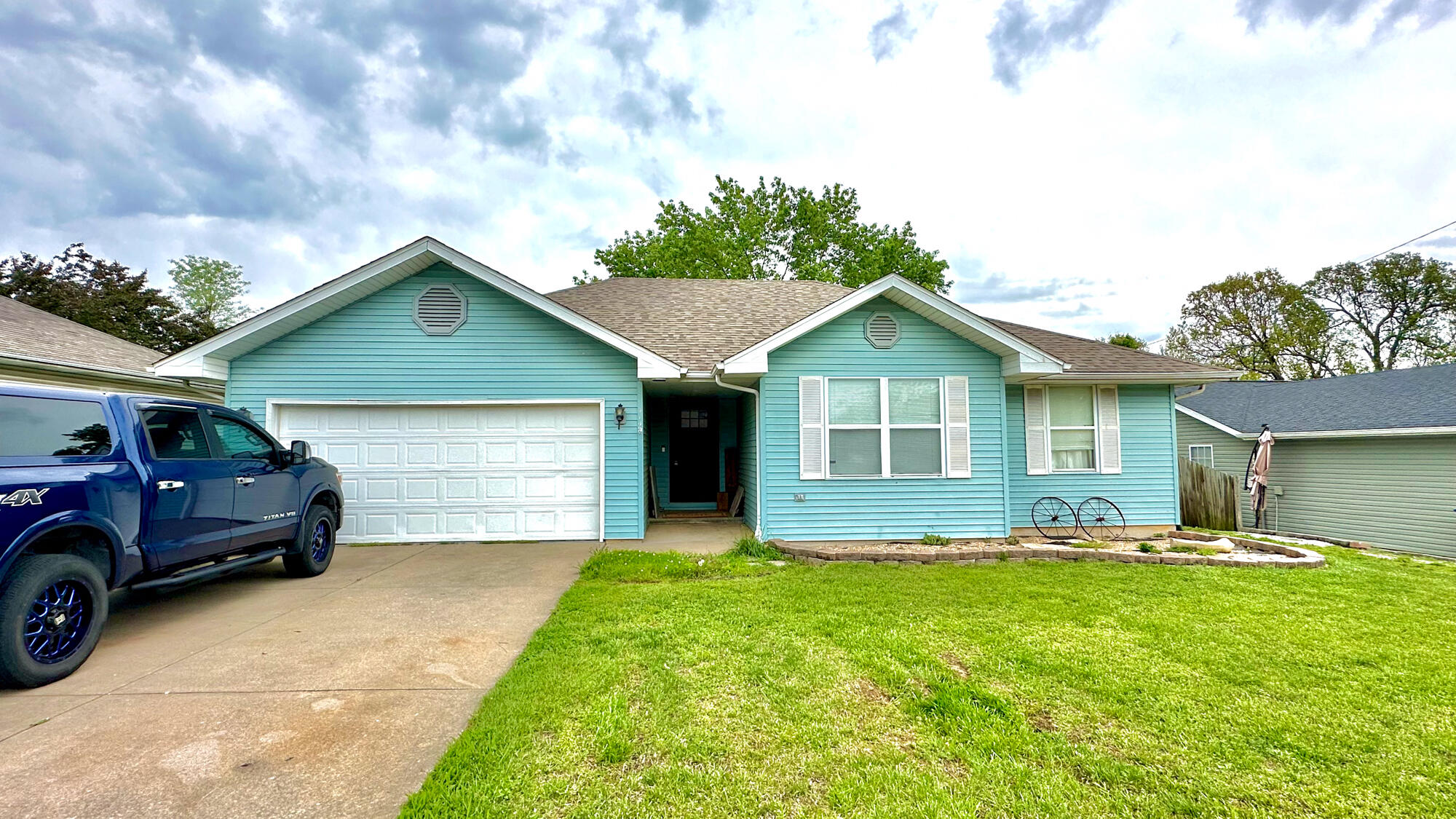 414 Barnard Avenue Property Photo