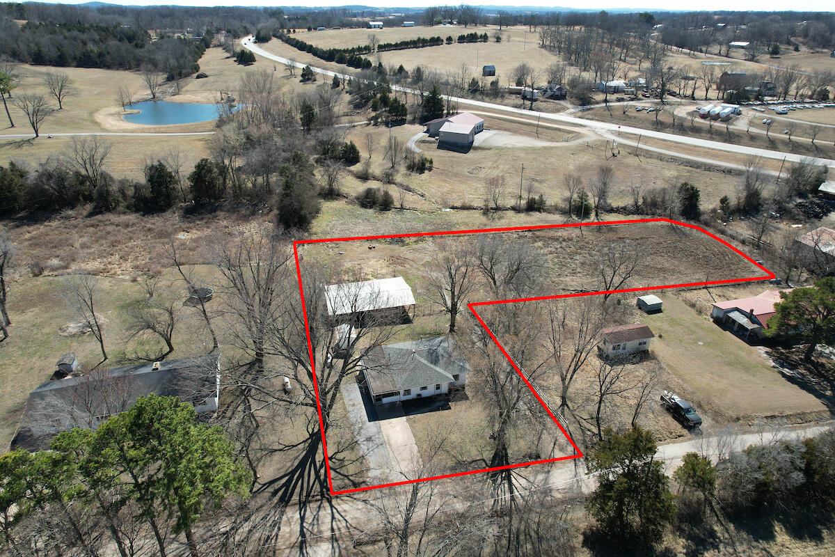 13726 County Road 5-300 Property Photo 4