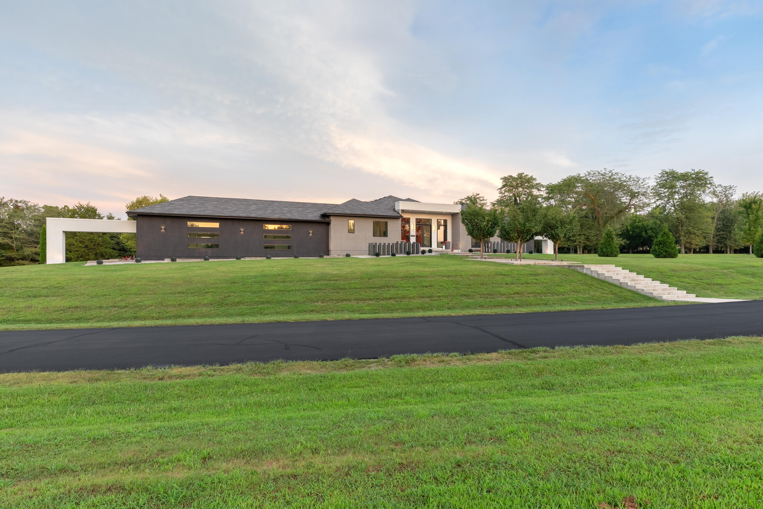 6298 East Summit View Drive Property Photo 86