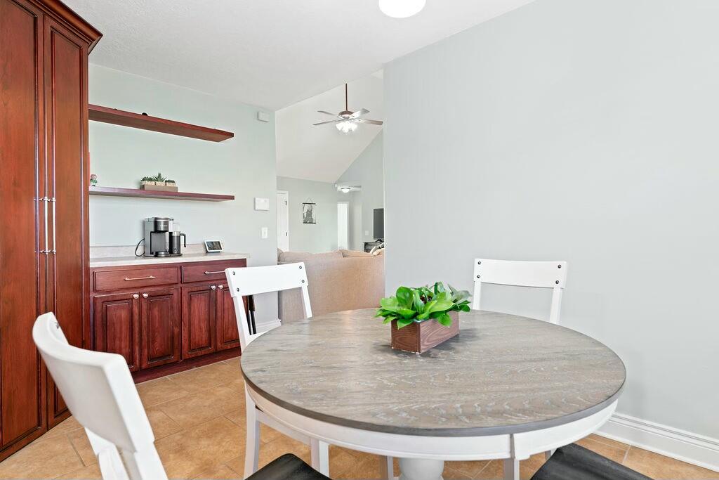 3908 North Grassland Drive Property Photo 14