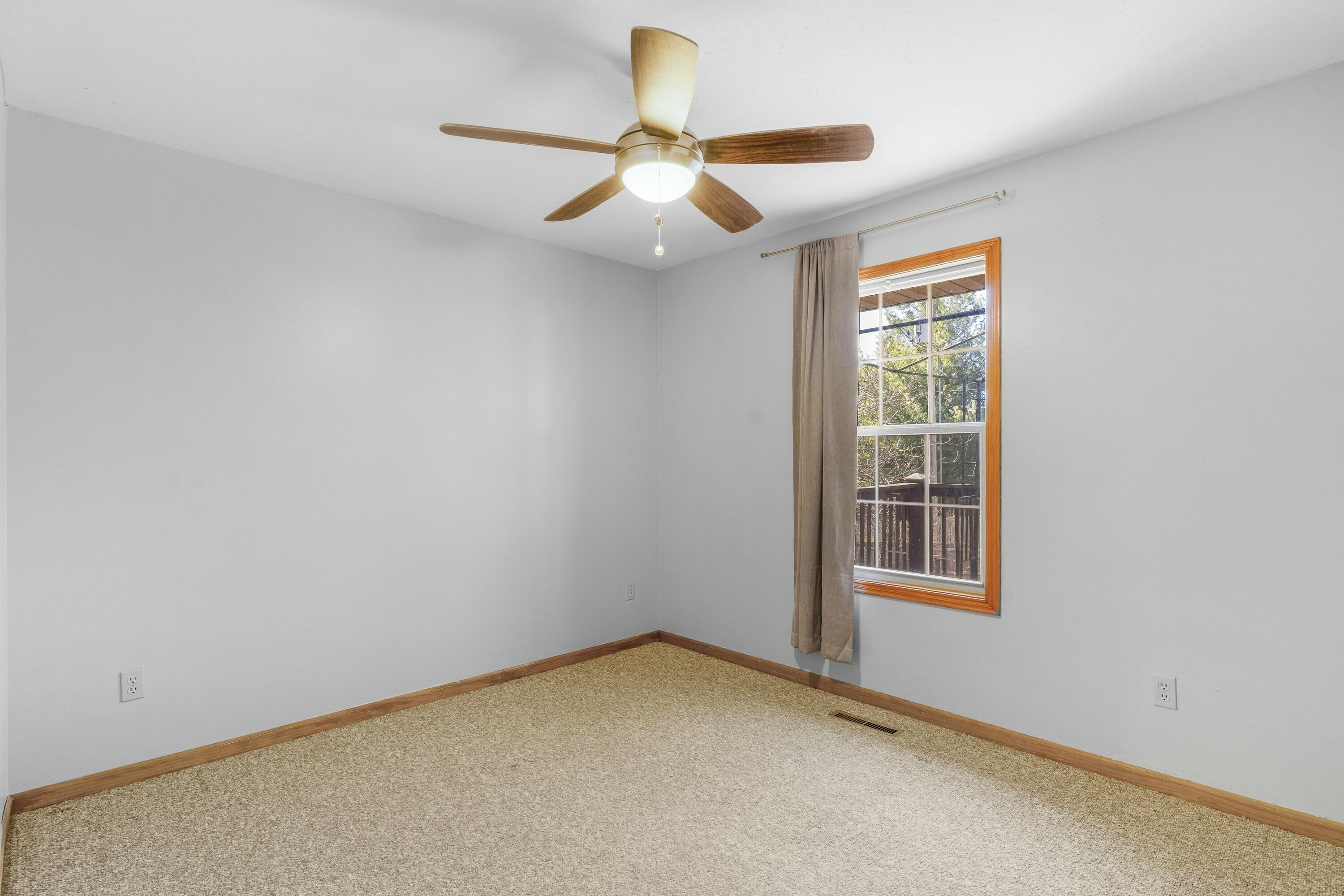 825 Pershing Street Property Photo 22