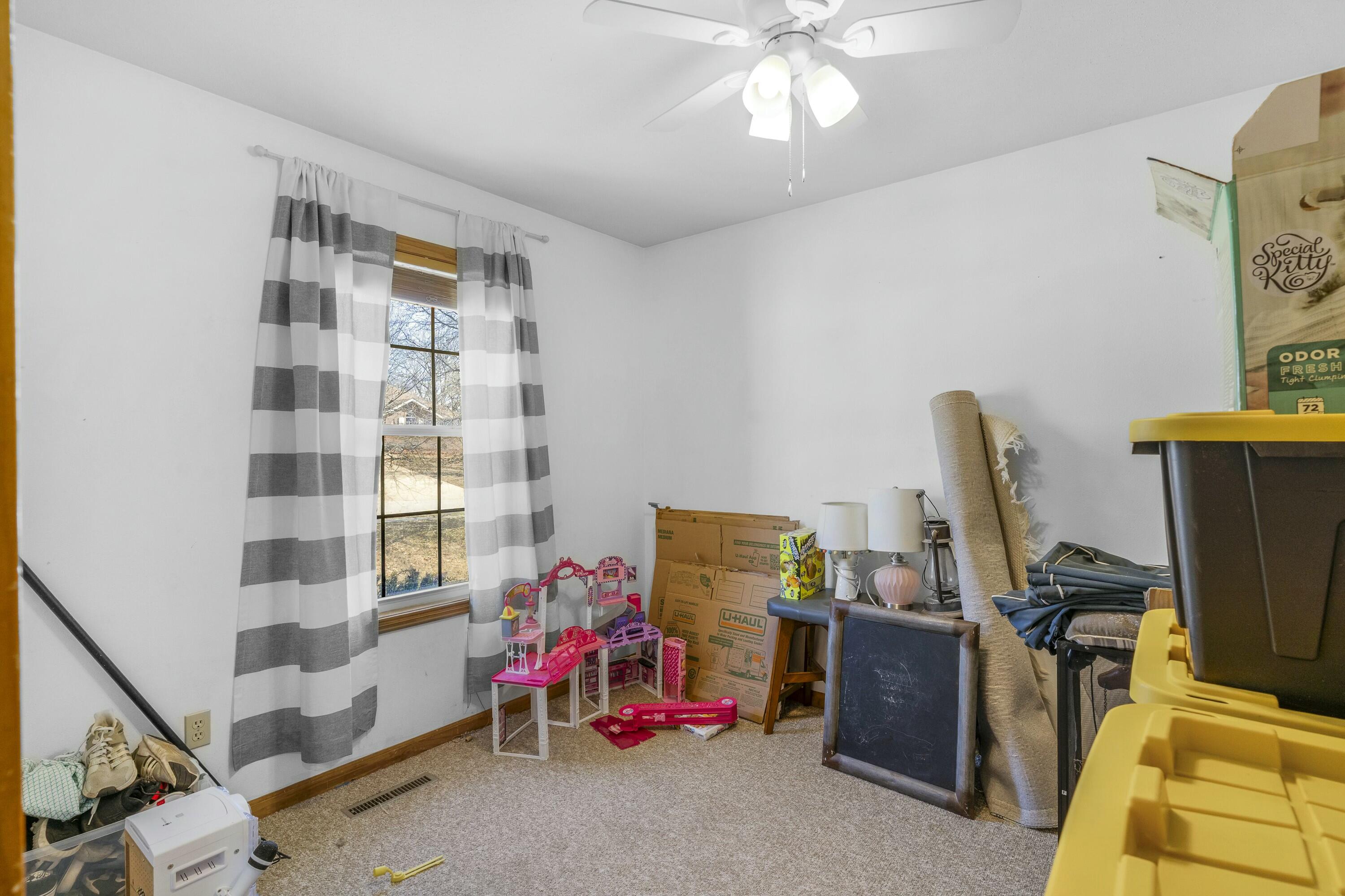 825 Pershing Street Property Photo 28