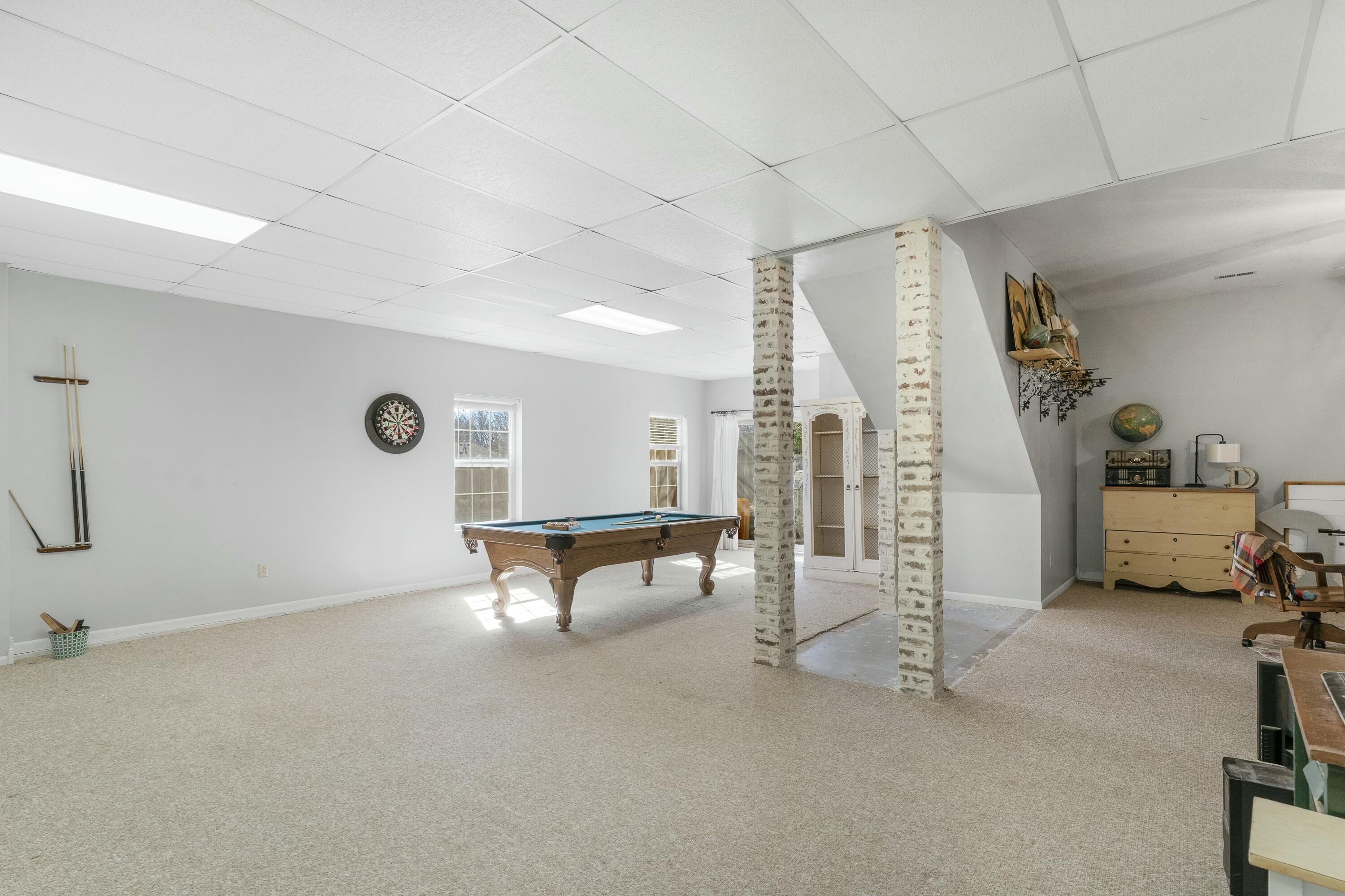 825 Pershing Street Property Photo 33