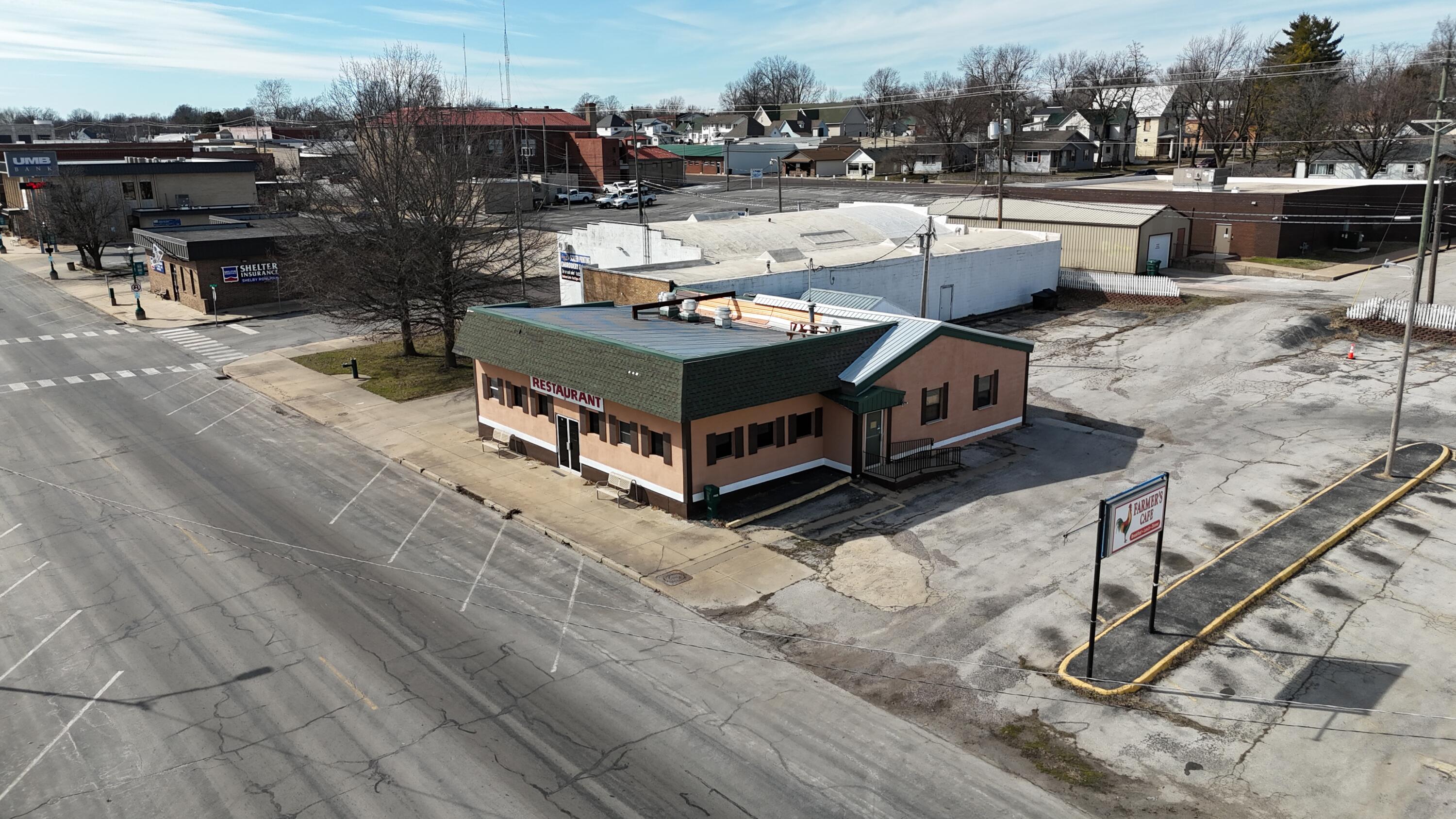 608 East Broadway Street Property Photo 18