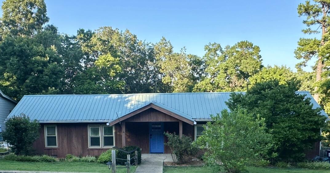 168 Riverview Drive Property Photo