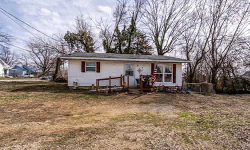 500 West Benton Street Property Photo