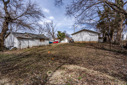 500 West Benton Street Property Photo 7