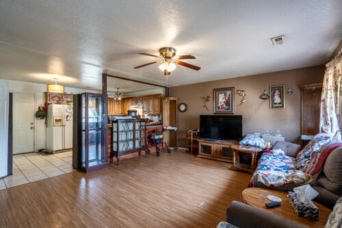 500 West Benton Street Property Photo 10