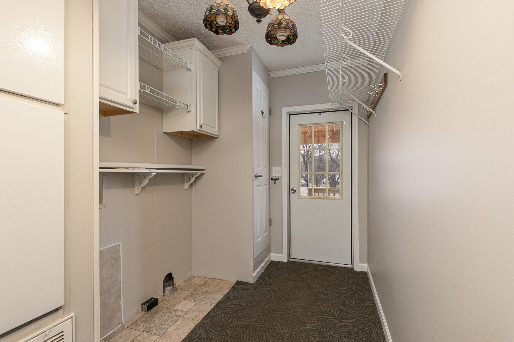 604 West Cave Street Property Photo 18