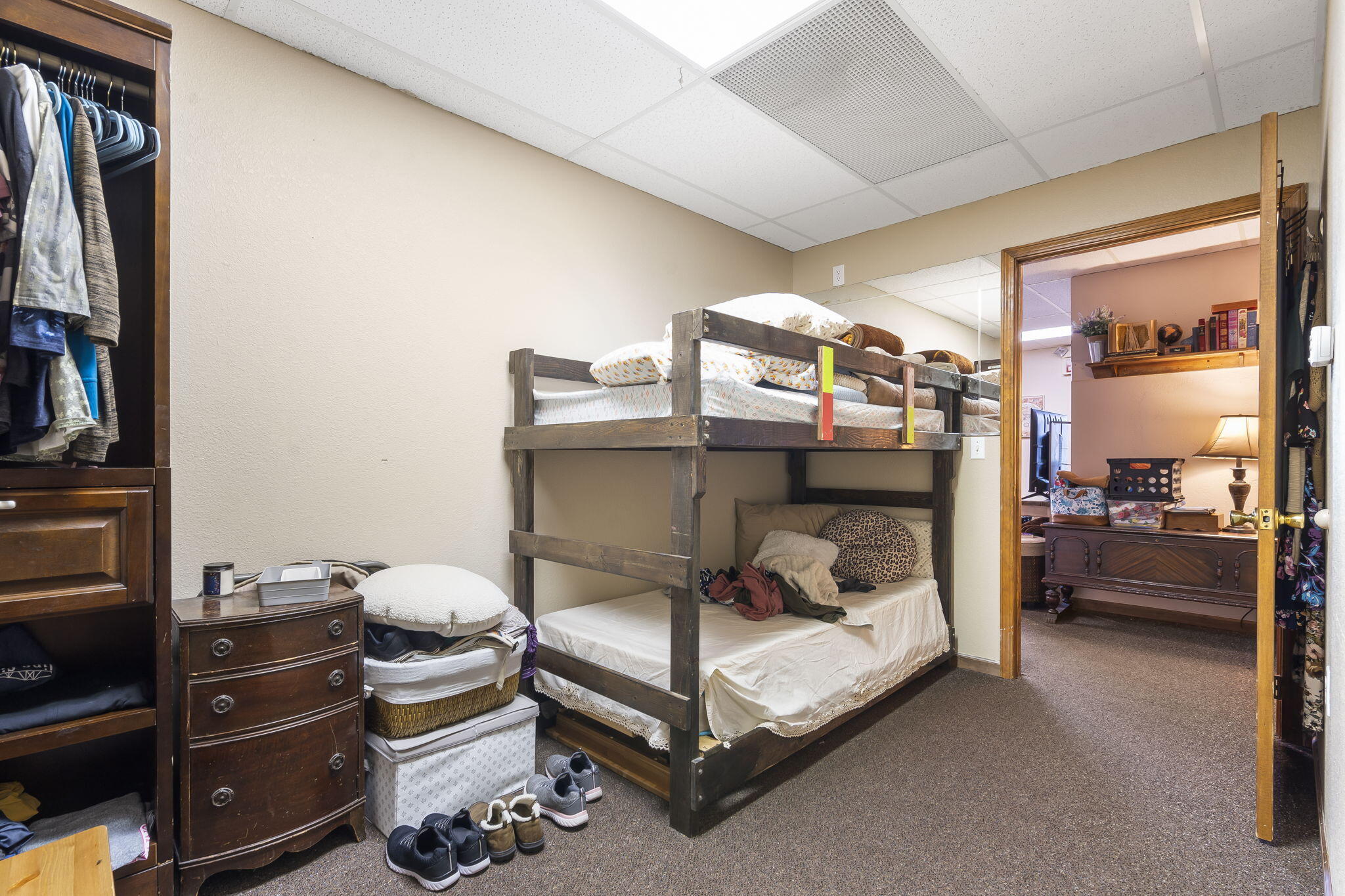 1 Woodland Avenue Property Photo 45