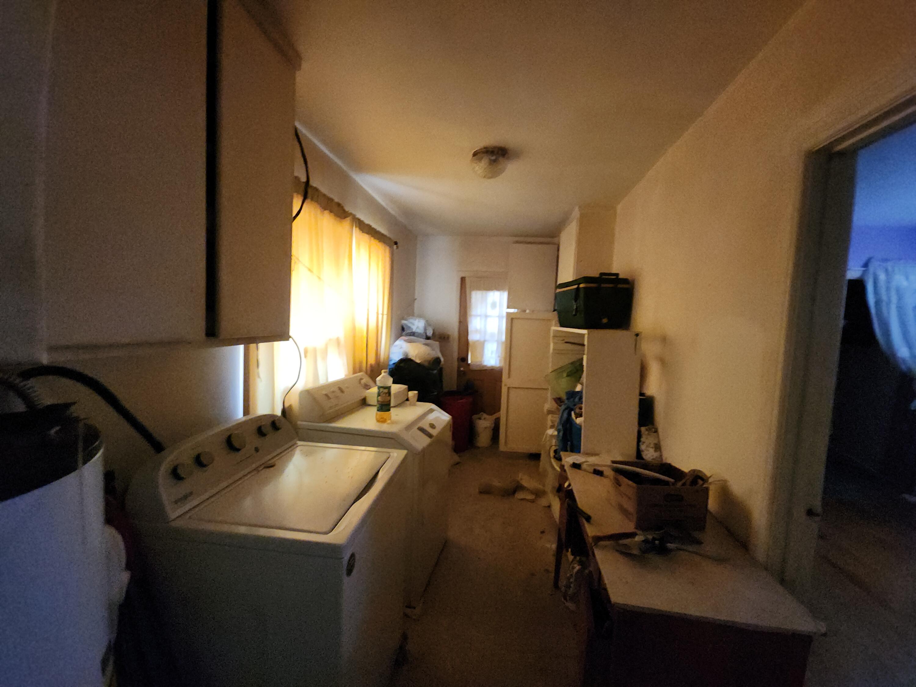 300 North Lincoln Street Property Photo 6