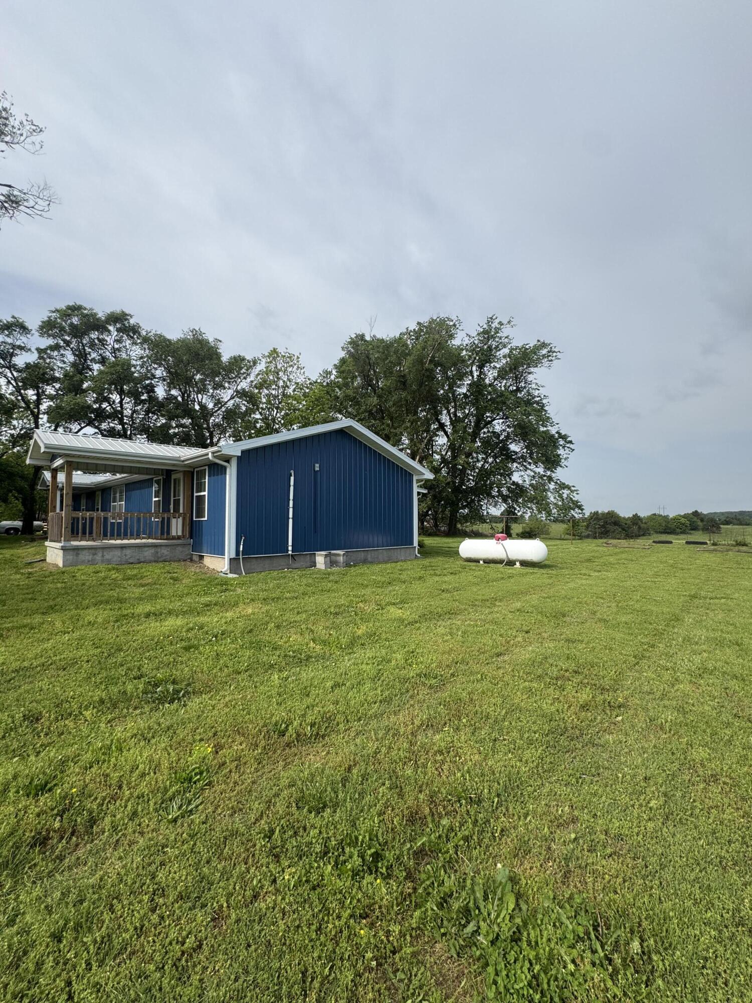 19410 Urchin Drive Property Photo 3