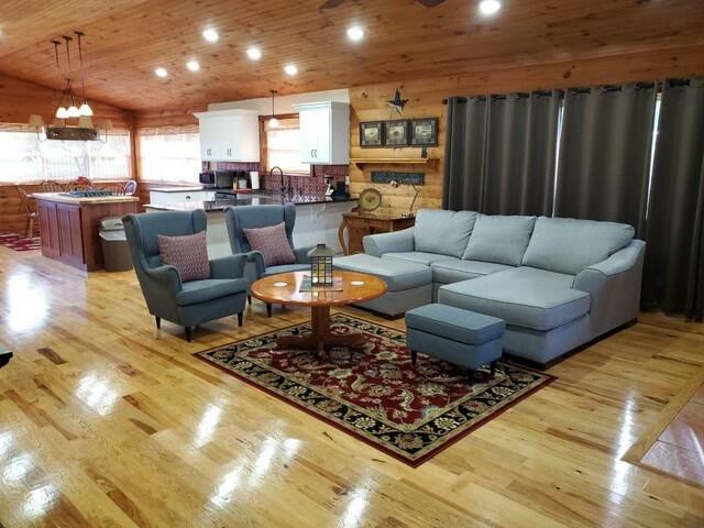 12288 State Highway Ee Property Photo 3