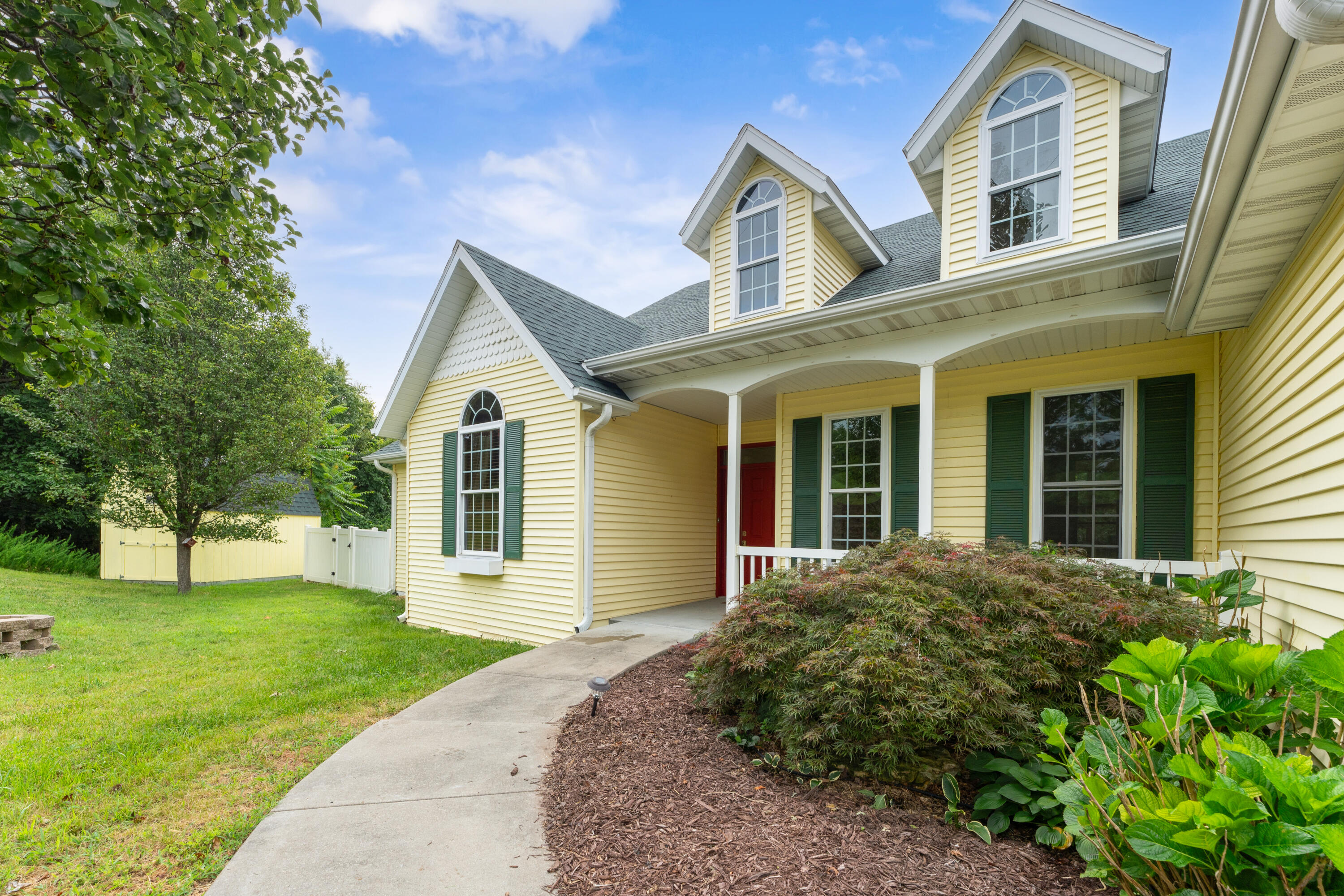 1414 Day Road Property Photo 4