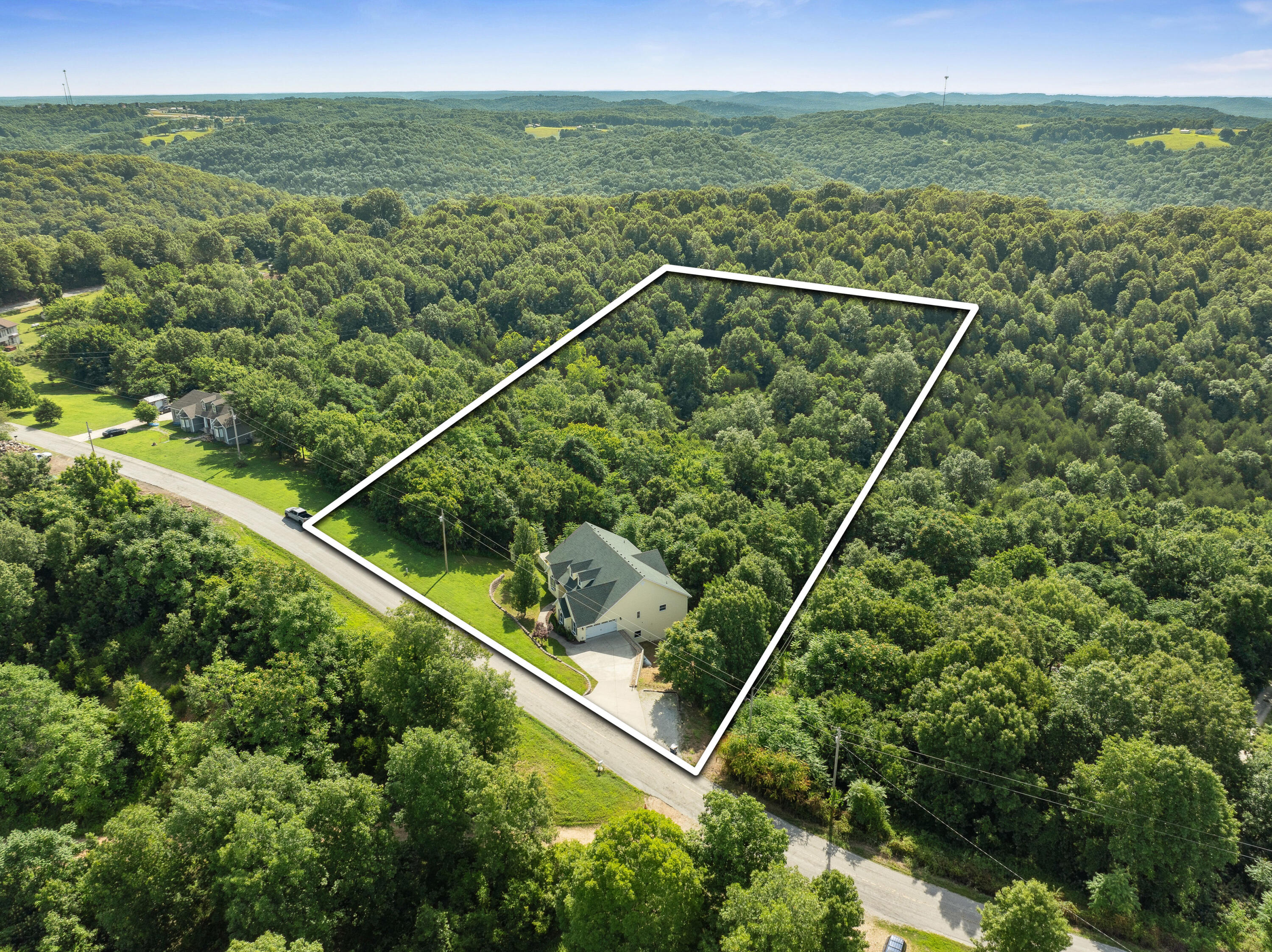 1414 Day Road Property Photo 7