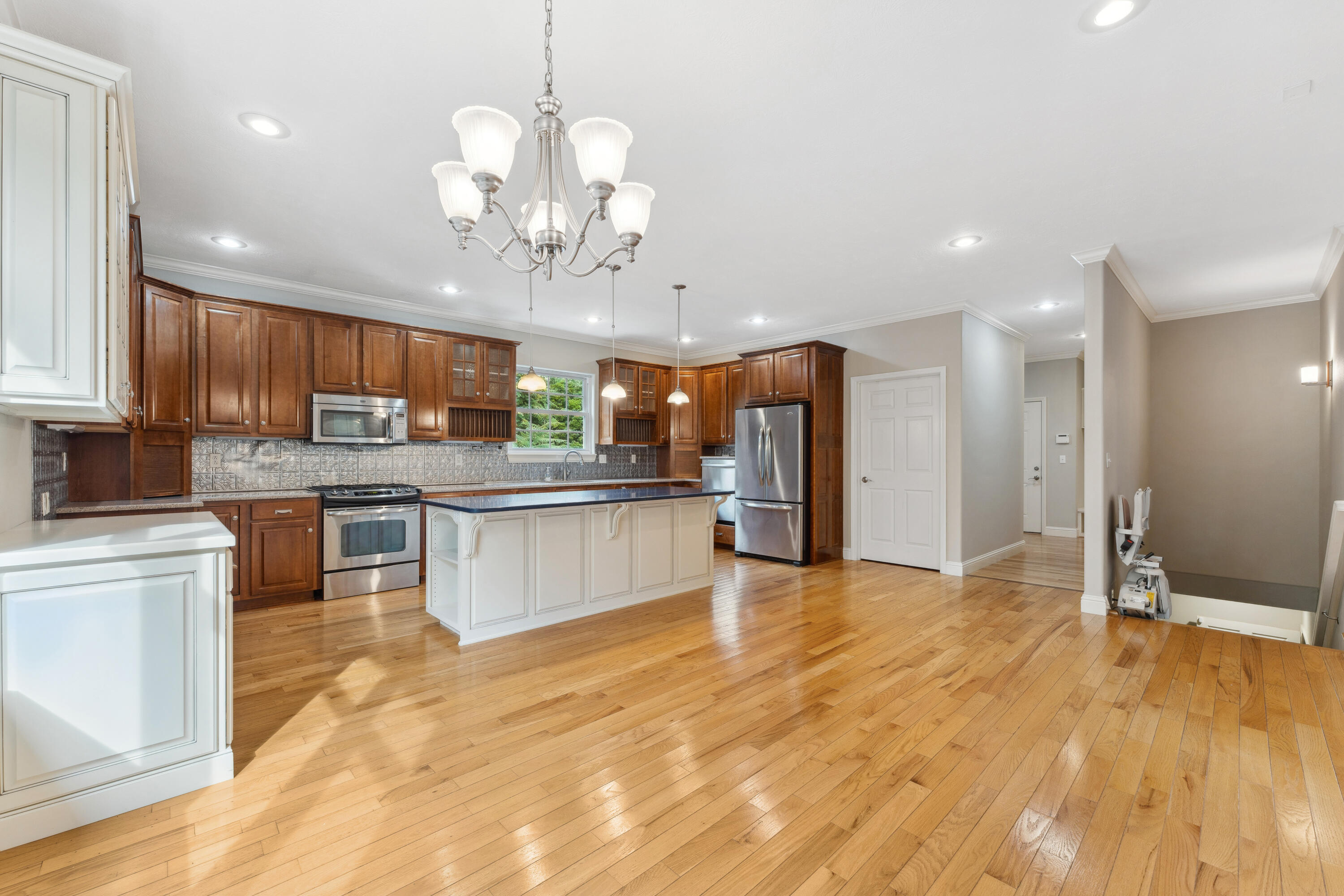 1414 Day Road Property Photo 23