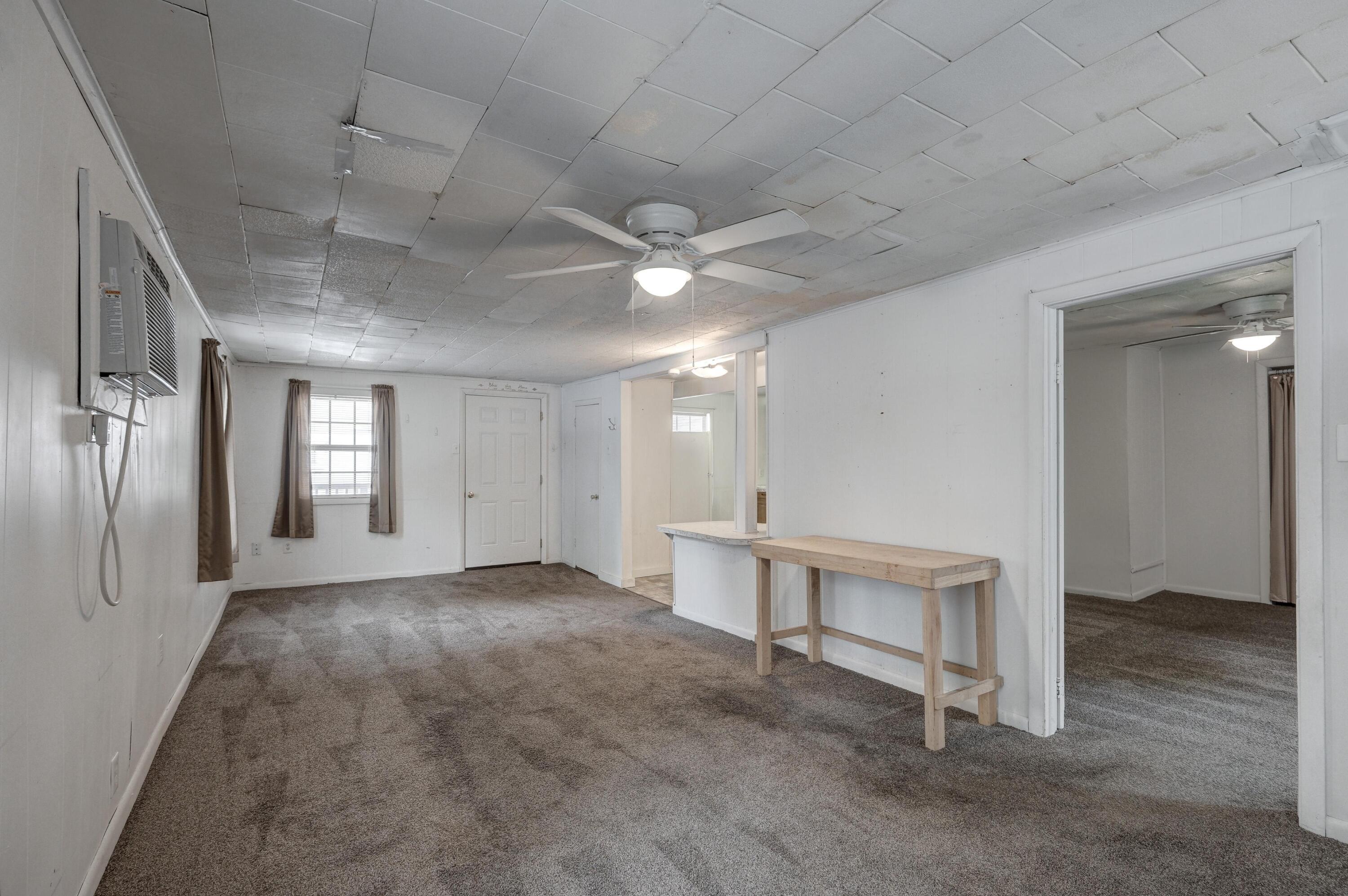 1301 West Broadway Street Property Photo 5