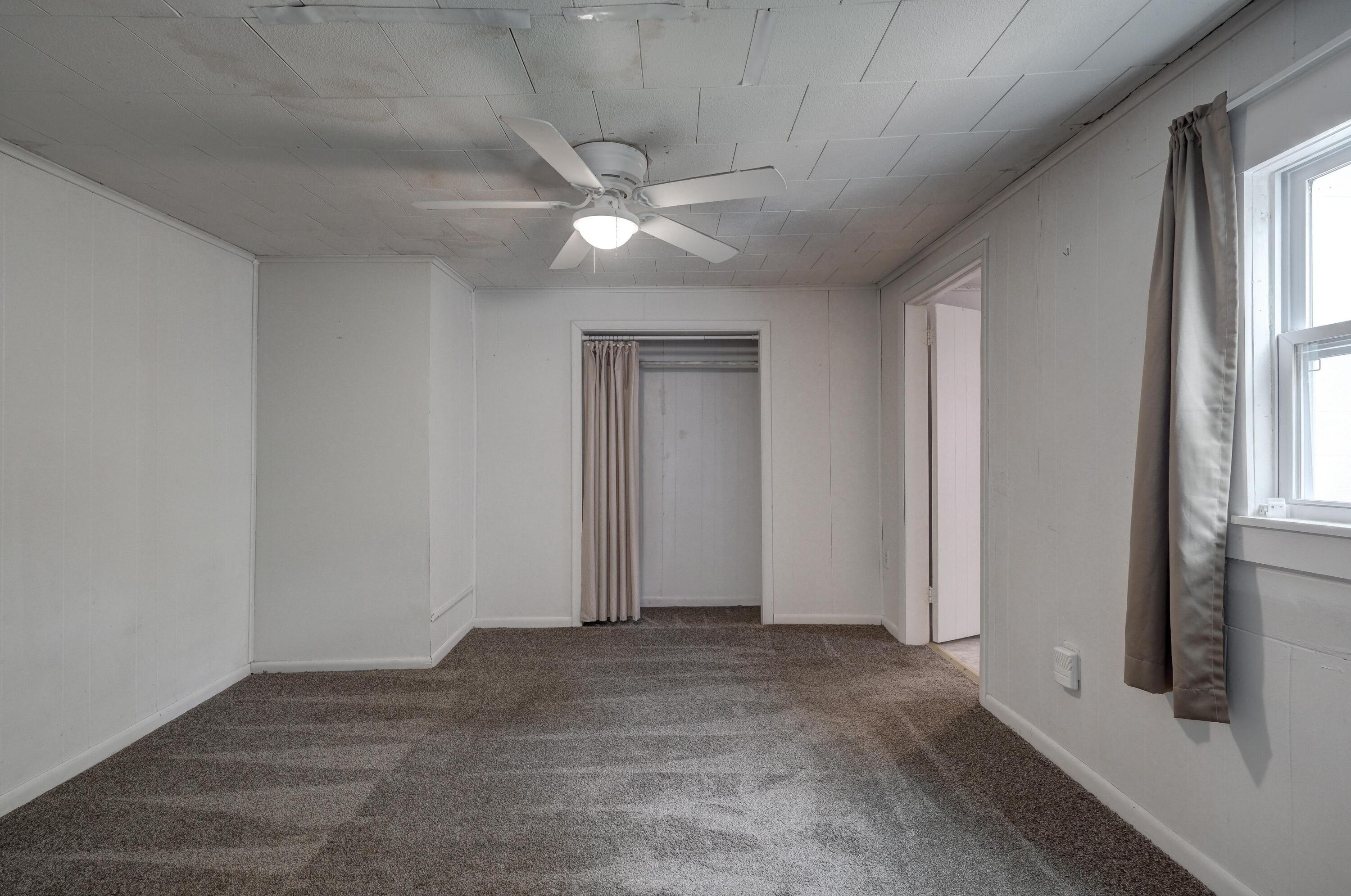 1301 West Broadway Street Property Photo 7