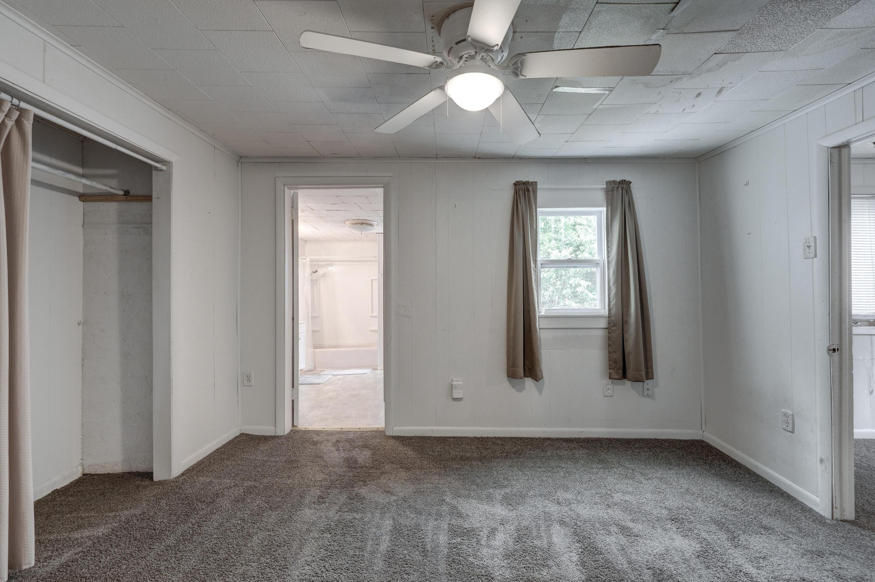 1301 West Broadway Street Property Photo 8