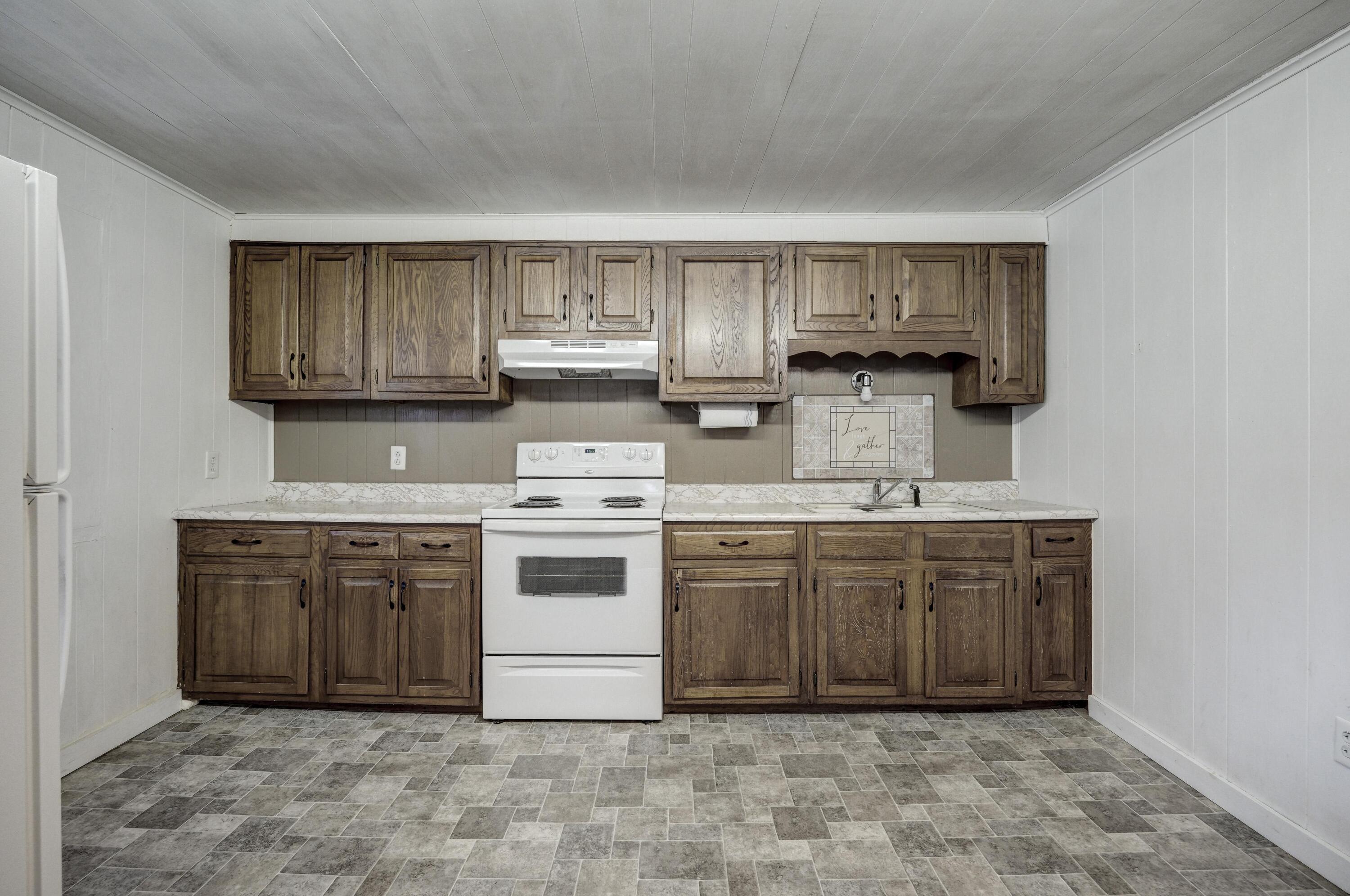 1301 West Broadway Street Property Photo 15