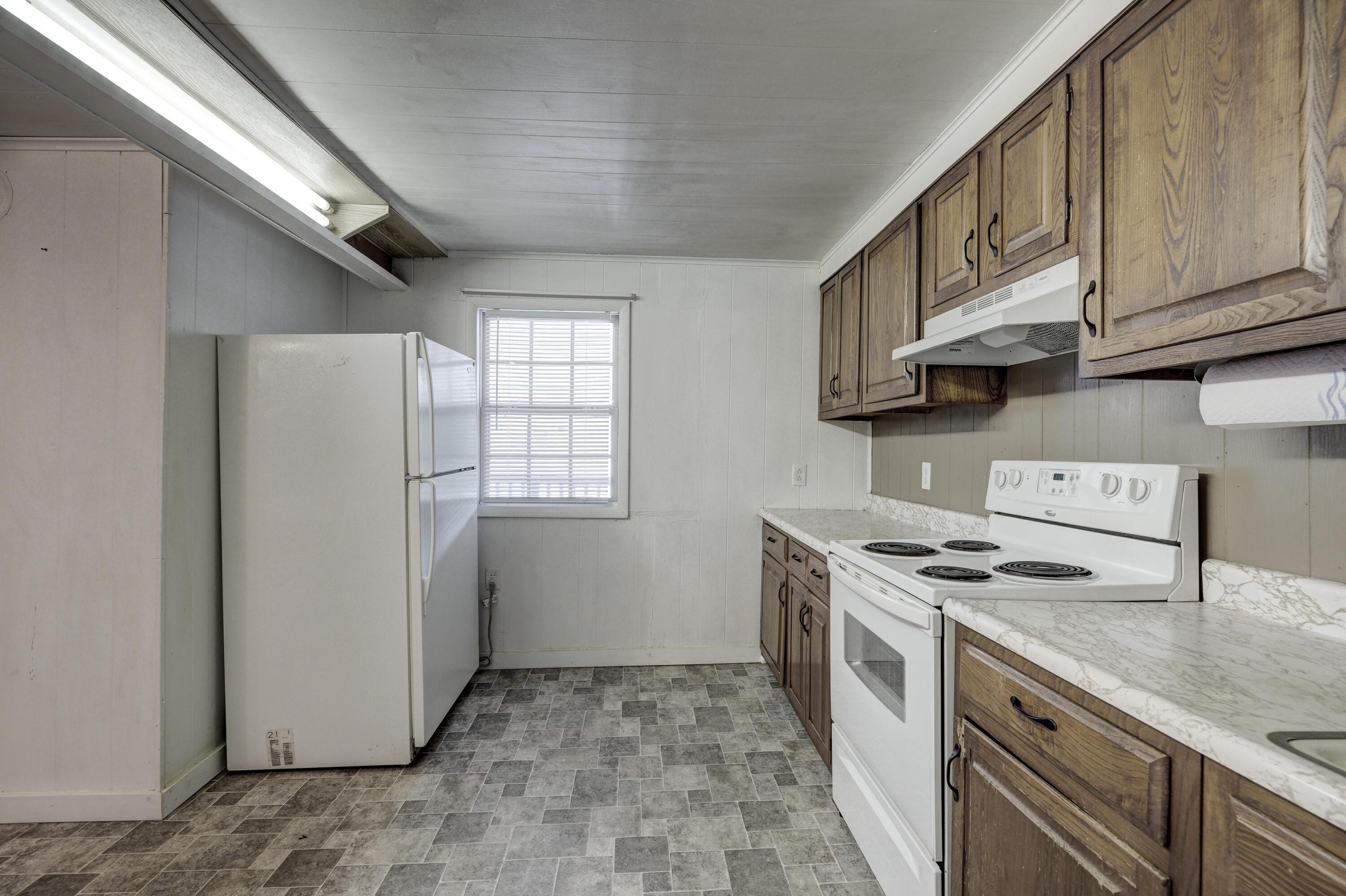 1301 West Broadway Street Property Photo 16