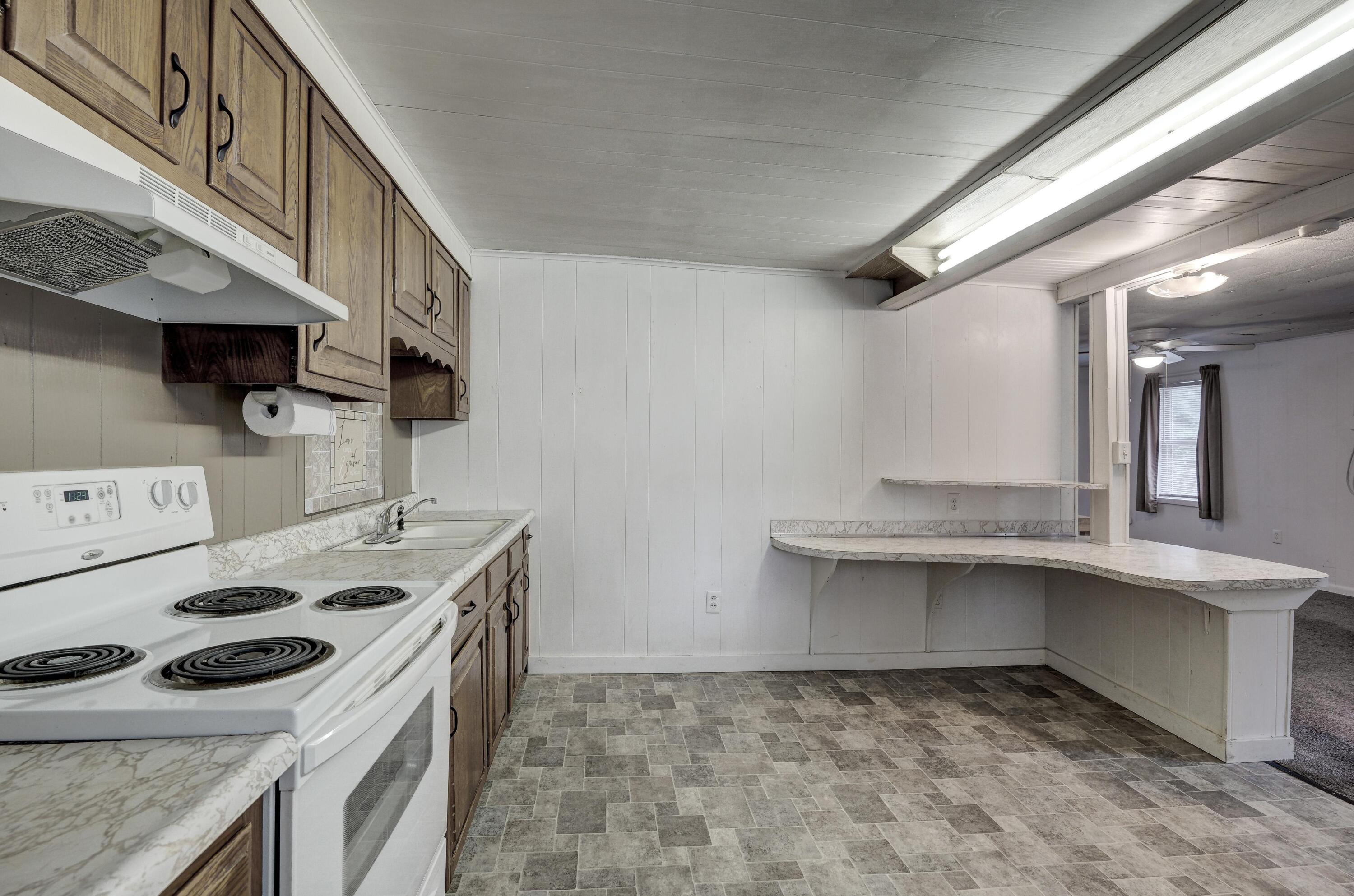 1301 West Broadway Street Property Photo 17