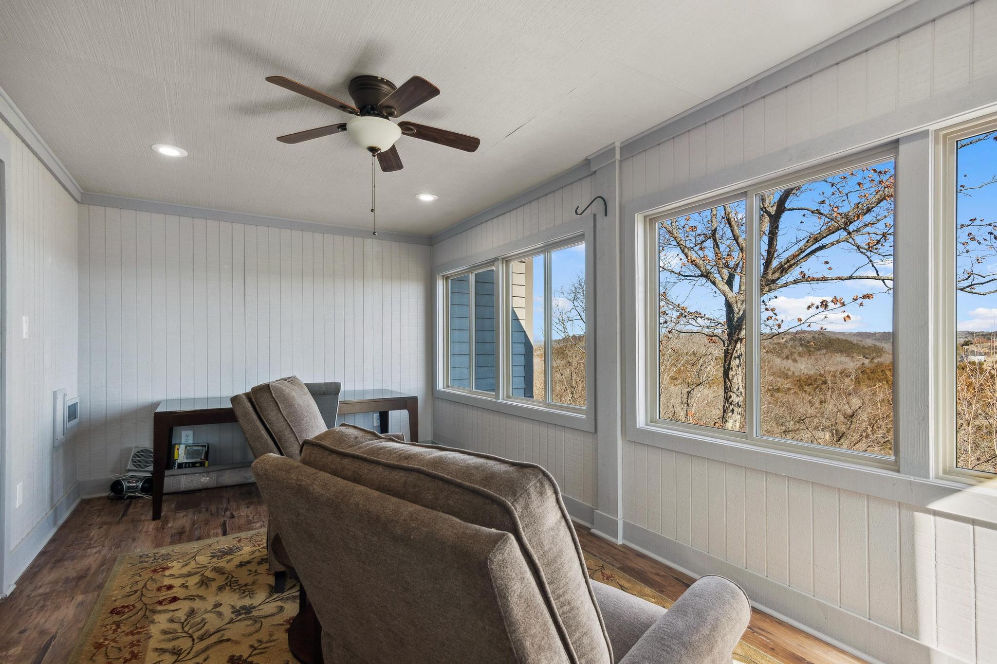 1745 Cedar Ridge Way Property Photo 4