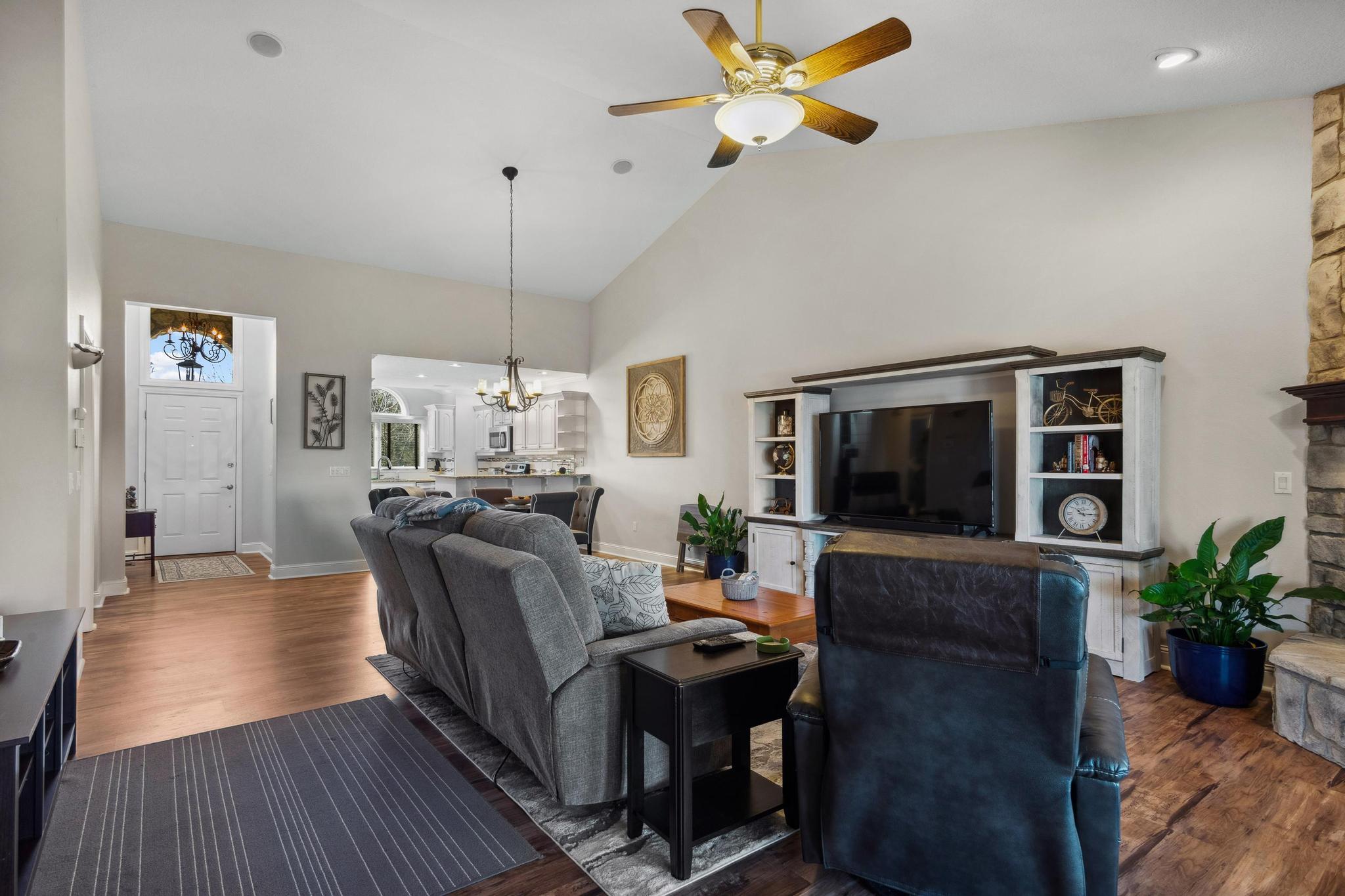 1745 Cedar Ridge Way Property Photo 12