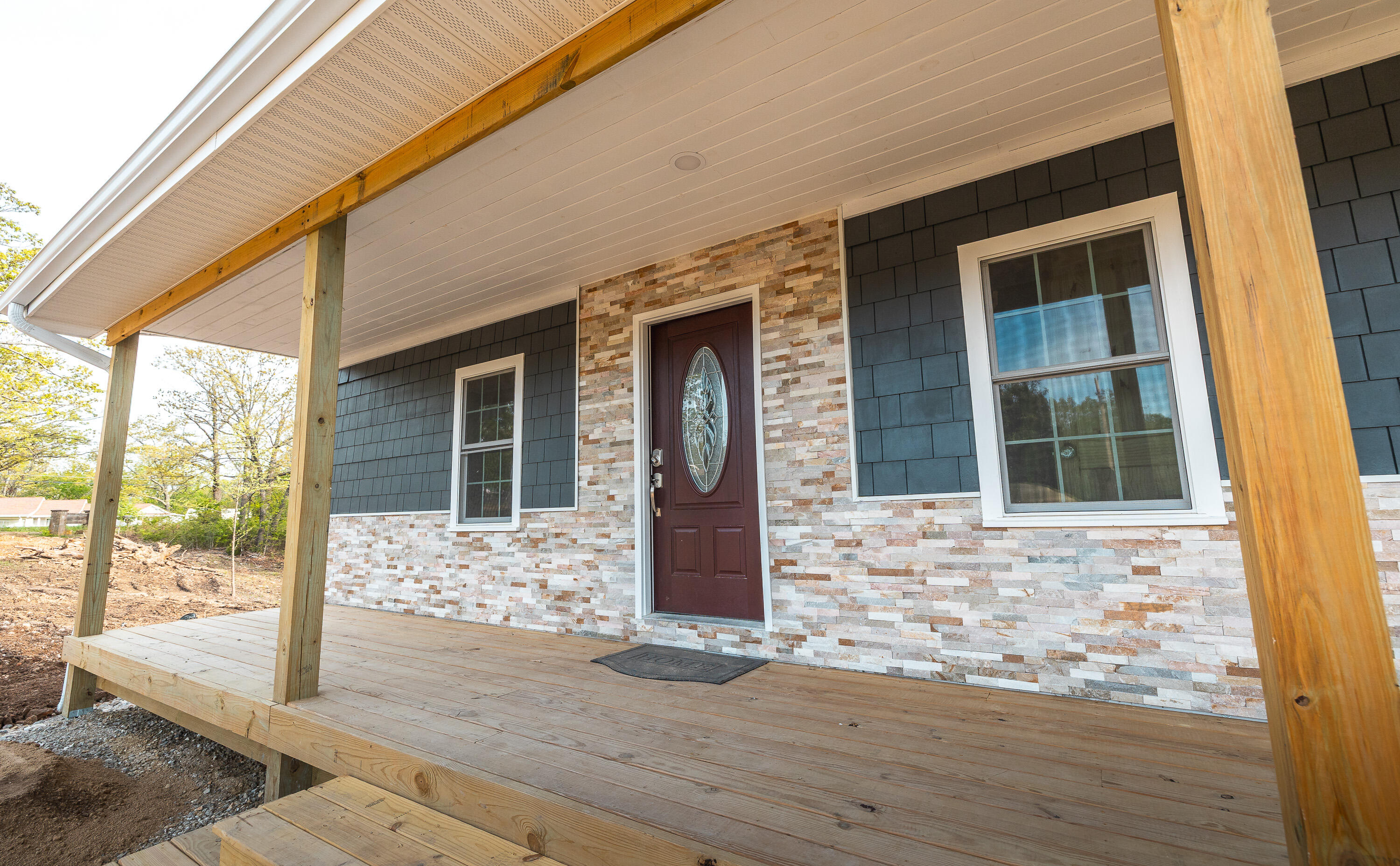 16719 Holland Drive Property Photo 5