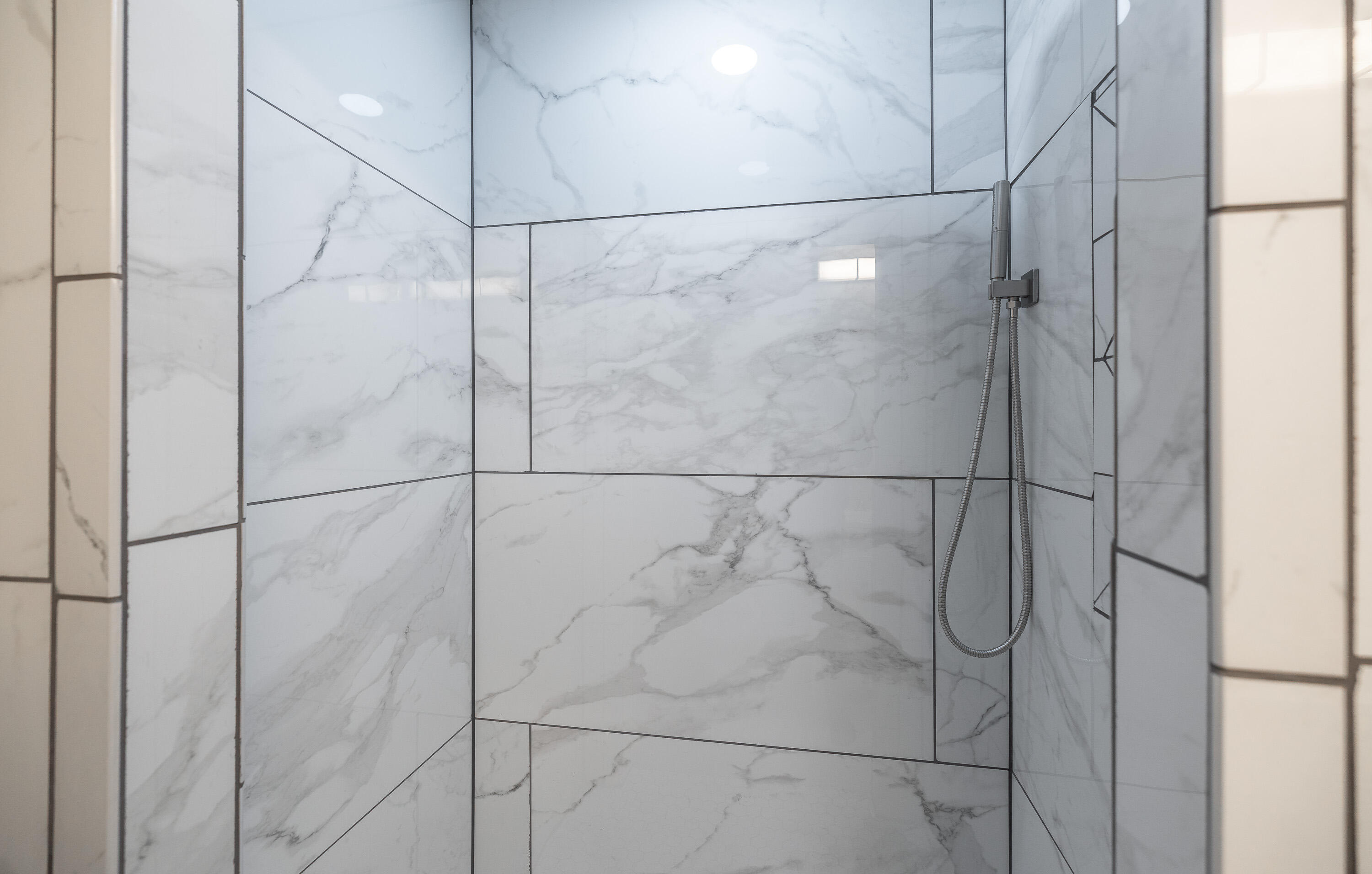 16719 Holland Drive Property Photo 19