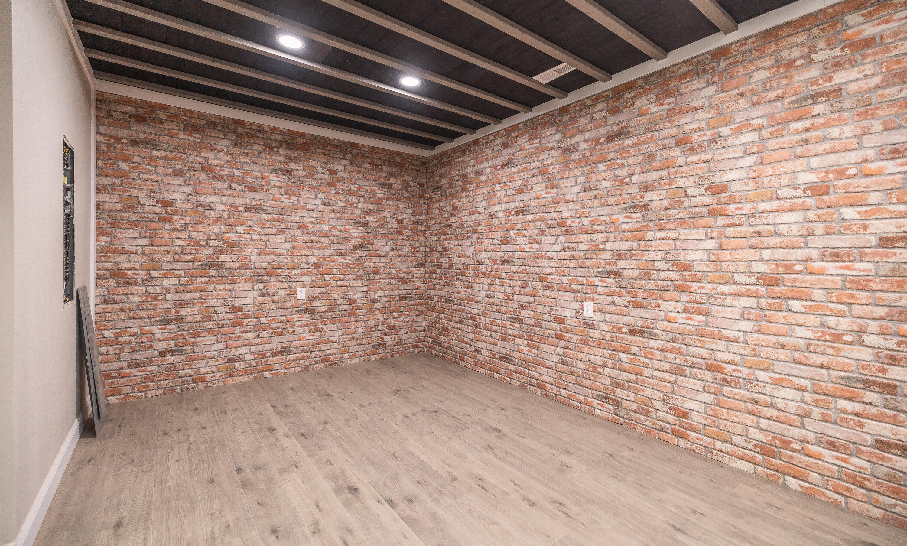 16719 Holland Drive Property Photo 22