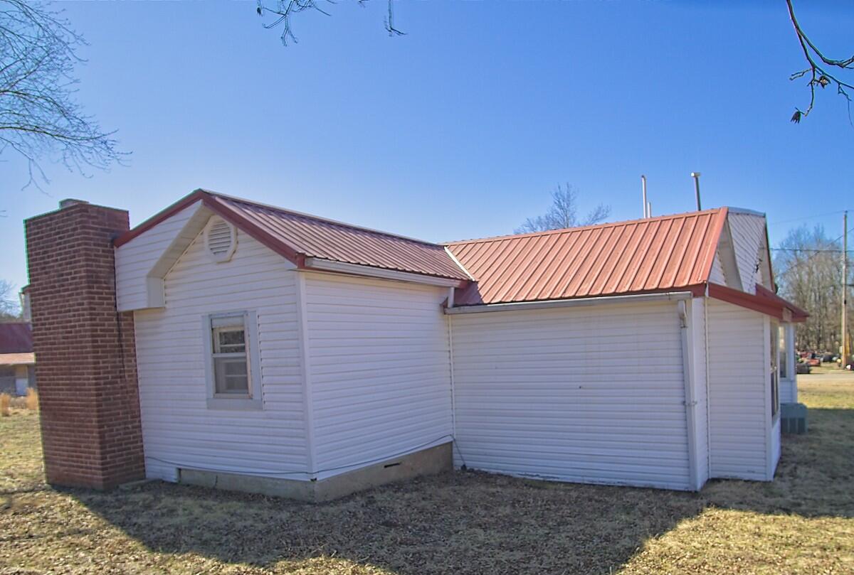 18119 Sallee Street Property Photo 4