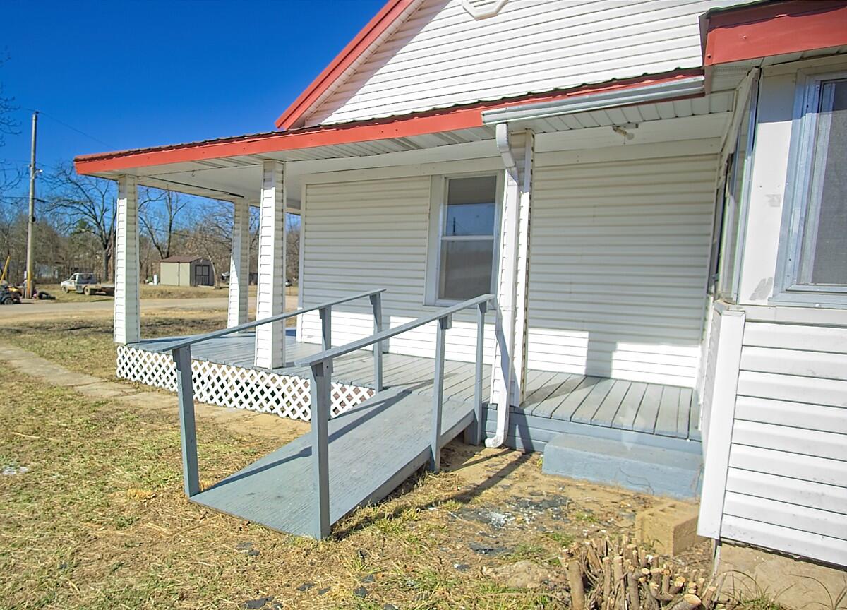 18119 Sallee Street Property Photo 7