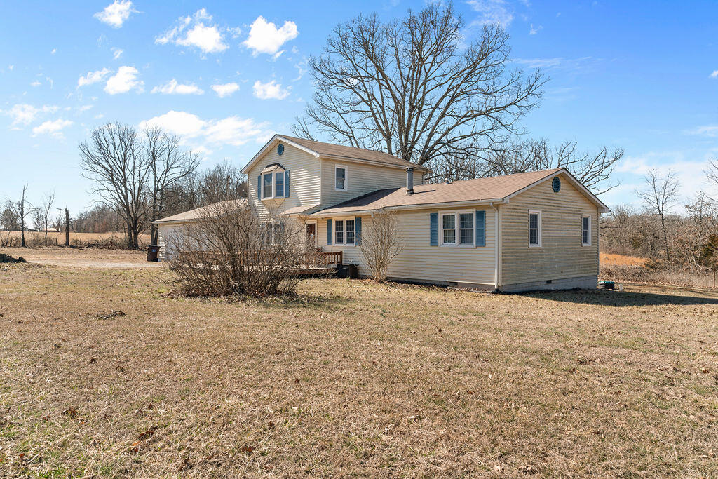 11589 Highway 5 Property Photo 3