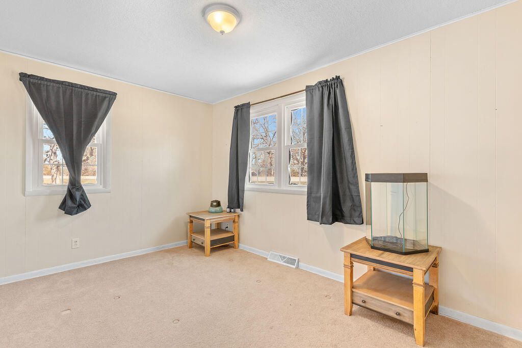 11589 Highway 5 Property Photo 19