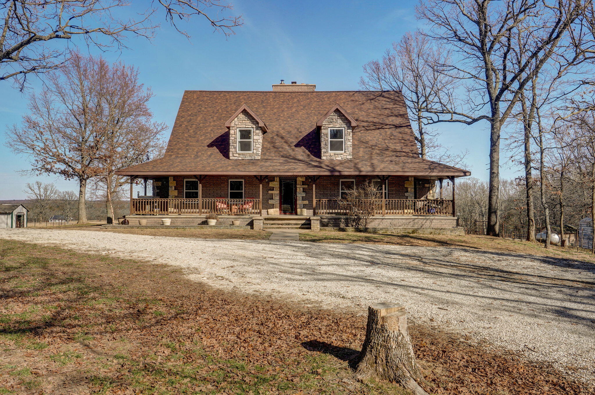 7840 North Farm Road 231 Property Photo