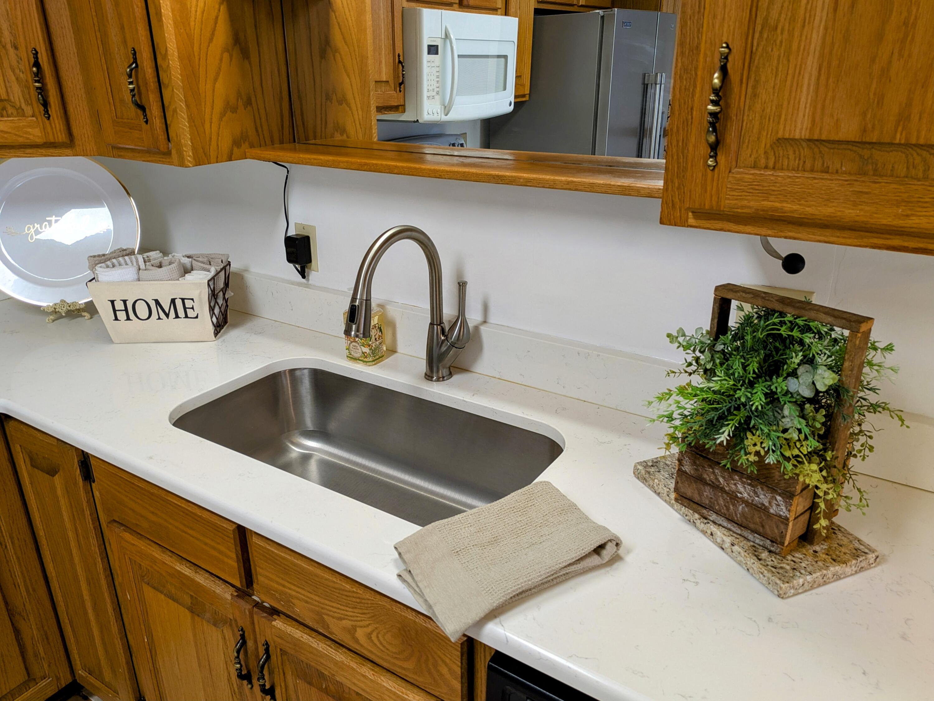 150 Sunken Forest Dr. 8-206 Property Photo 18