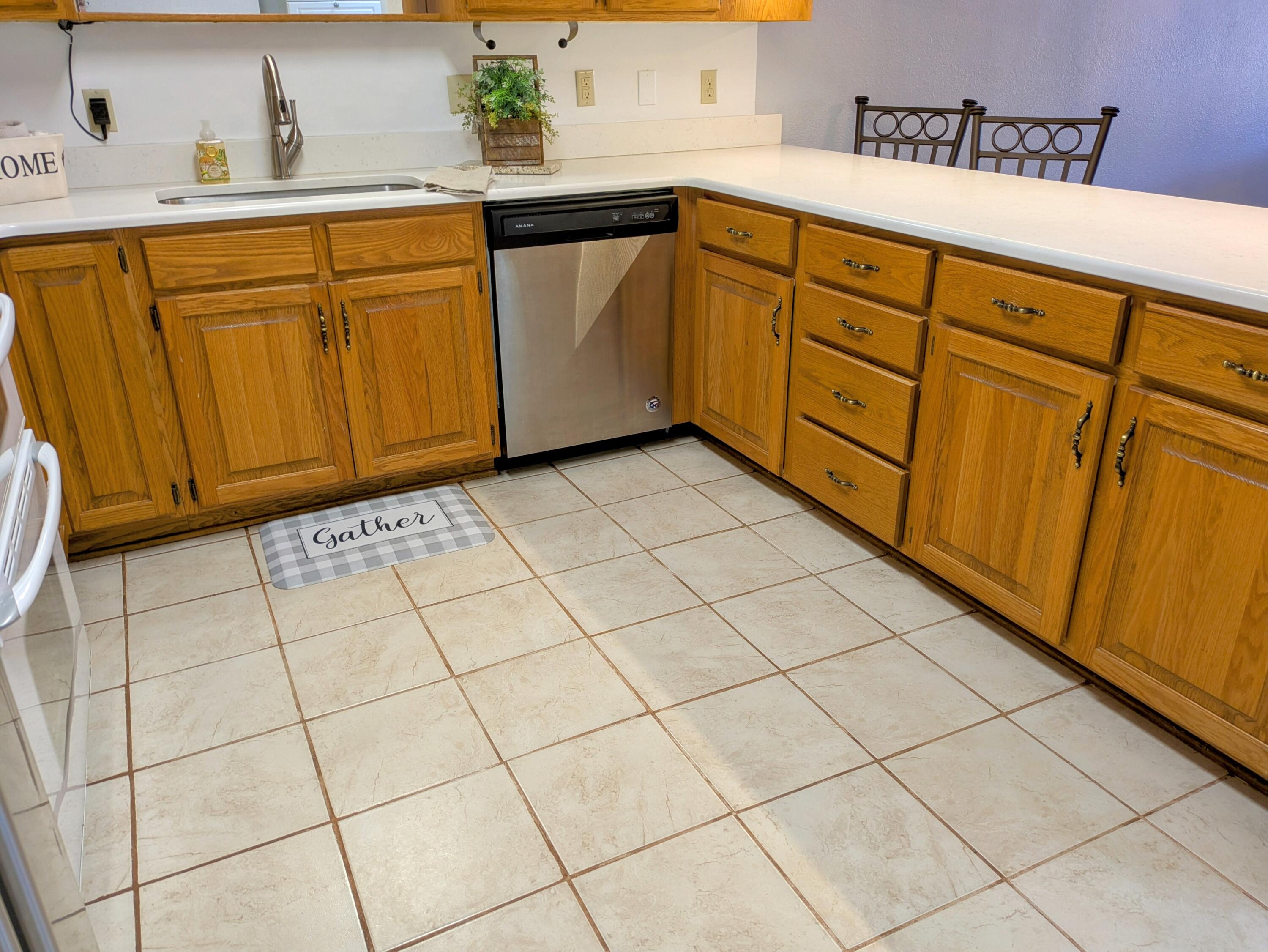 150 Sunken Forest Dr. 8-206 Property Photo 21