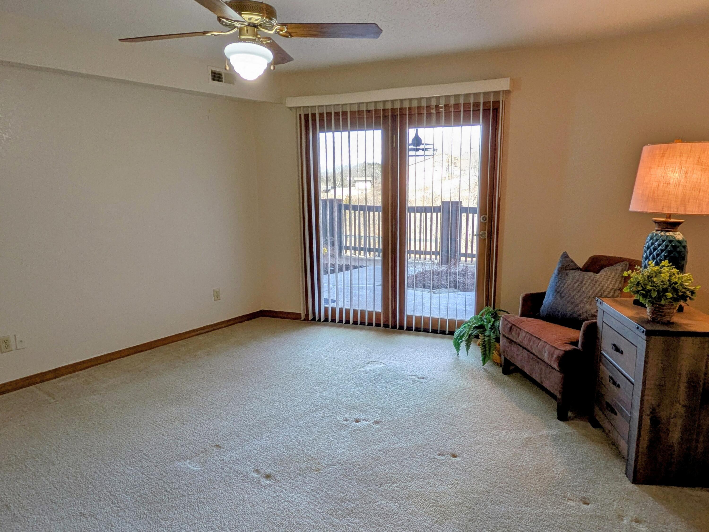150 Sunken Forest Dr. 8-206 Property Photo 31